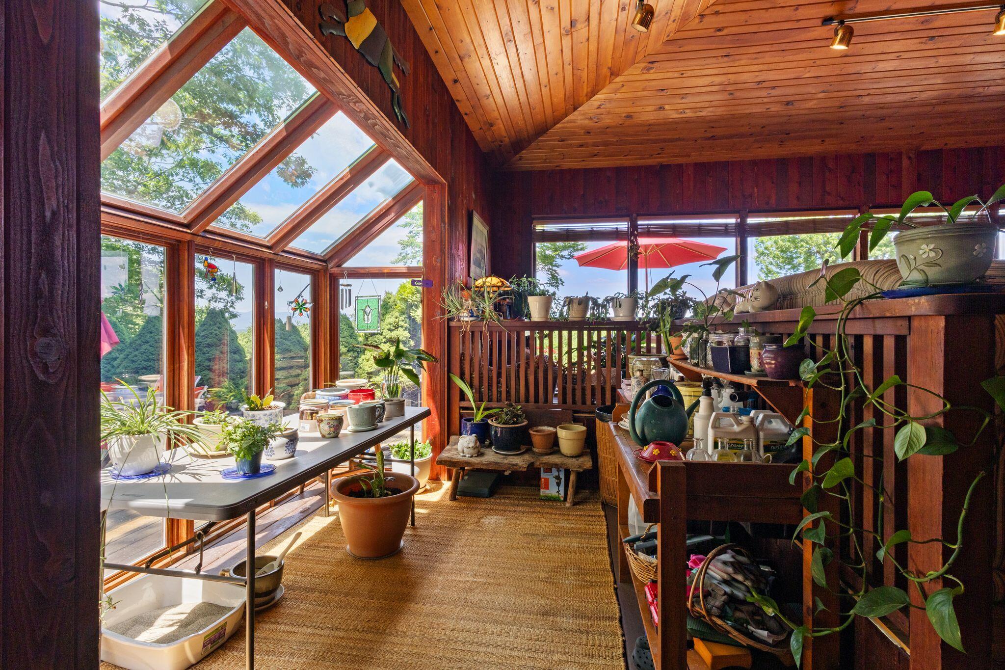 113 Rocky Ridge Road