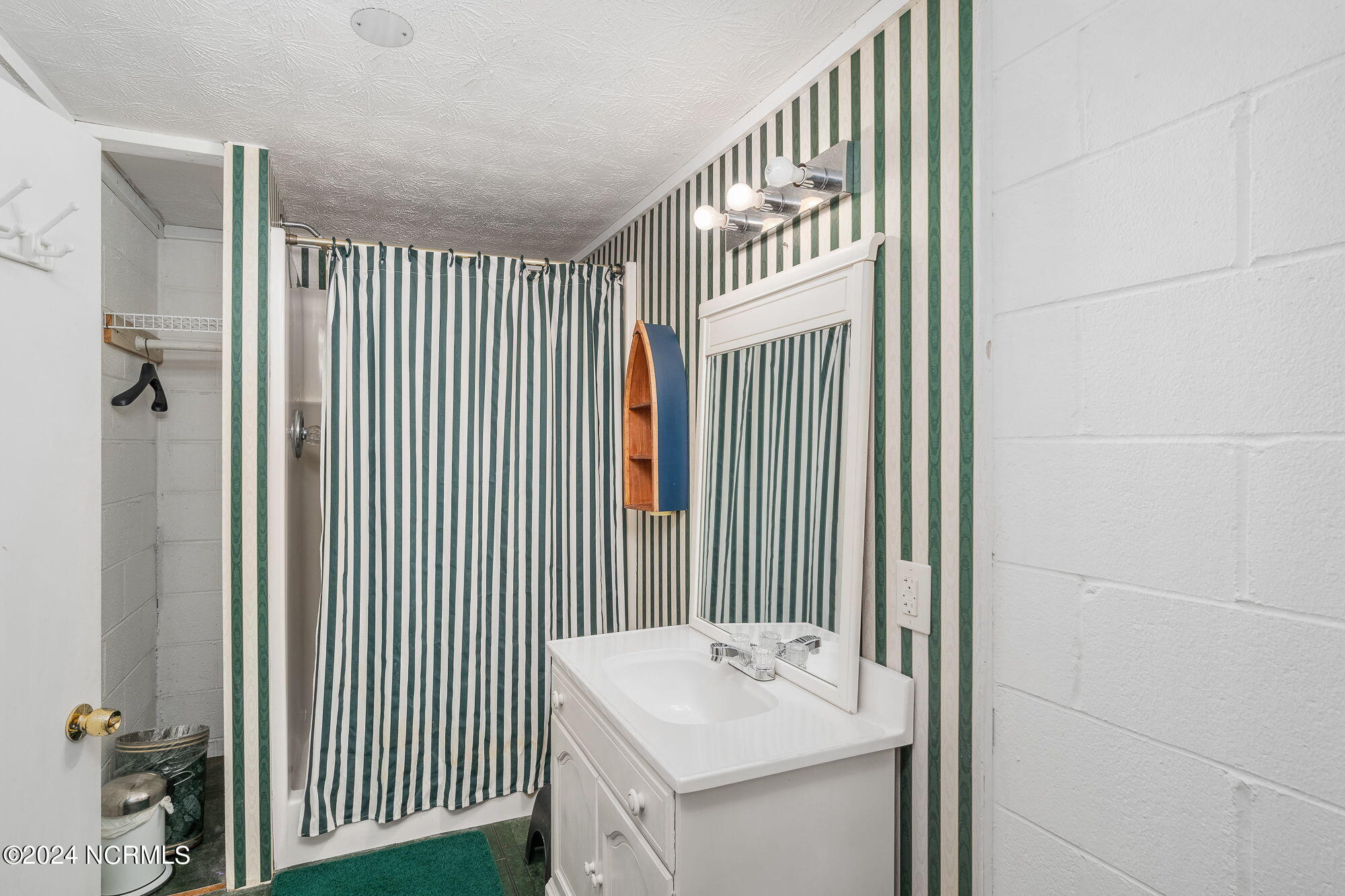 301 Salter Path Road 47