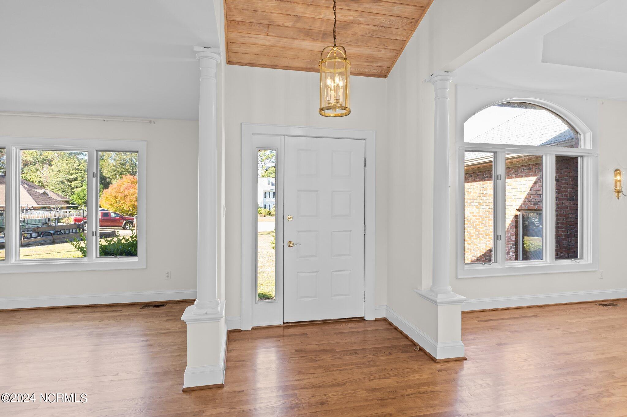 417 Oakmont Drive
