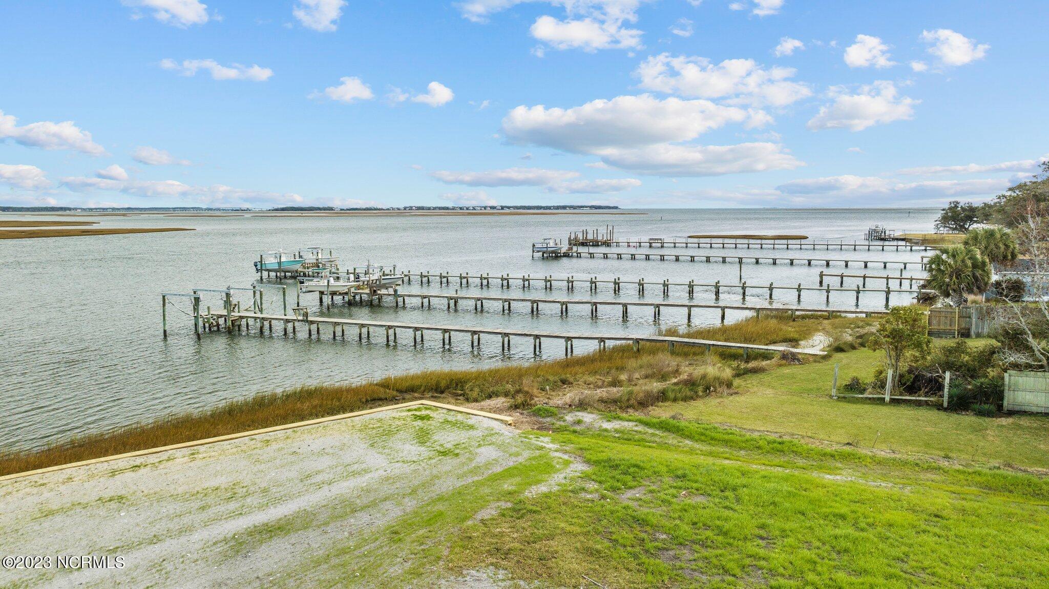 184 Lennoxville Point Road