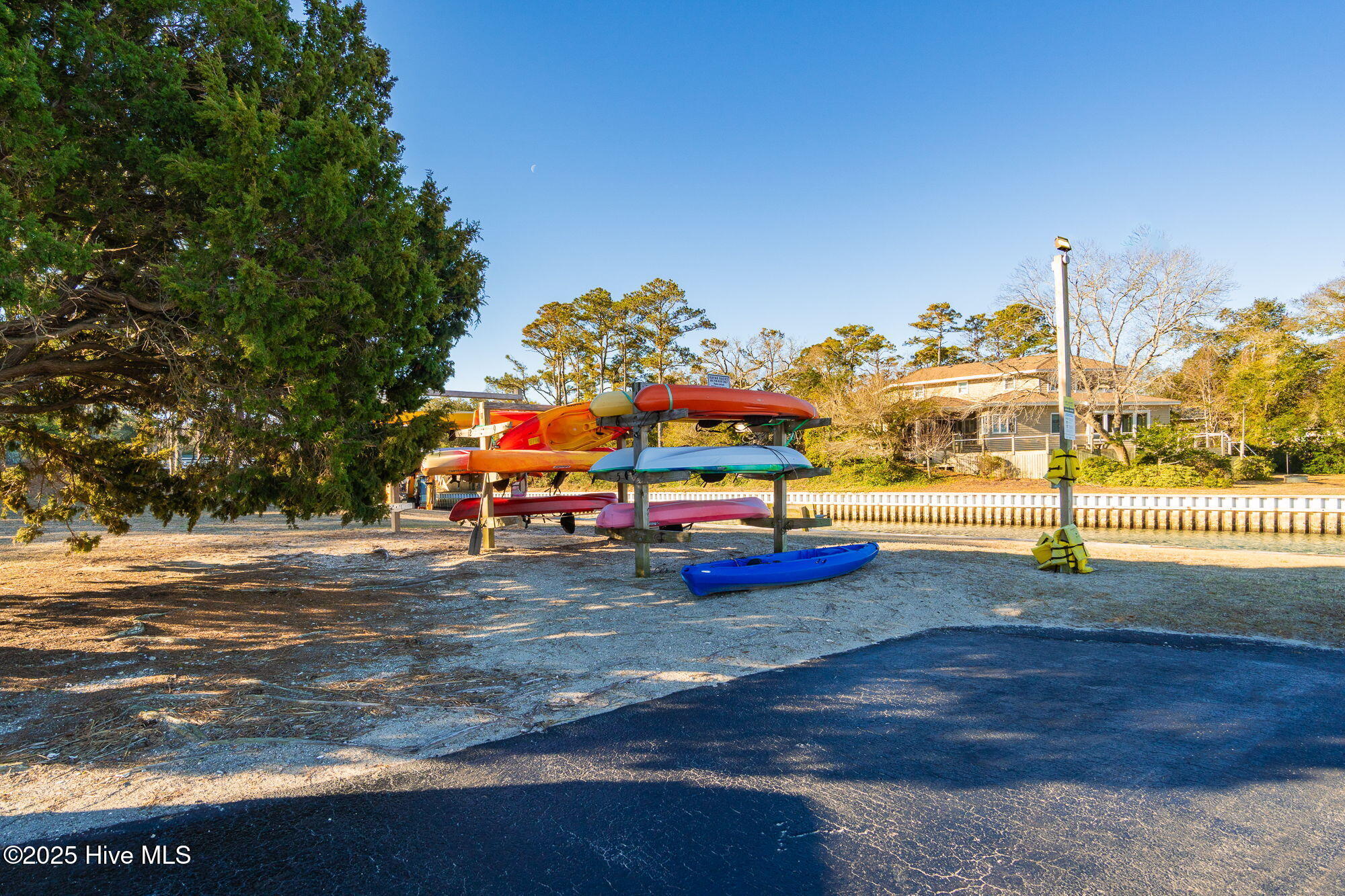 138 Yaupon Road