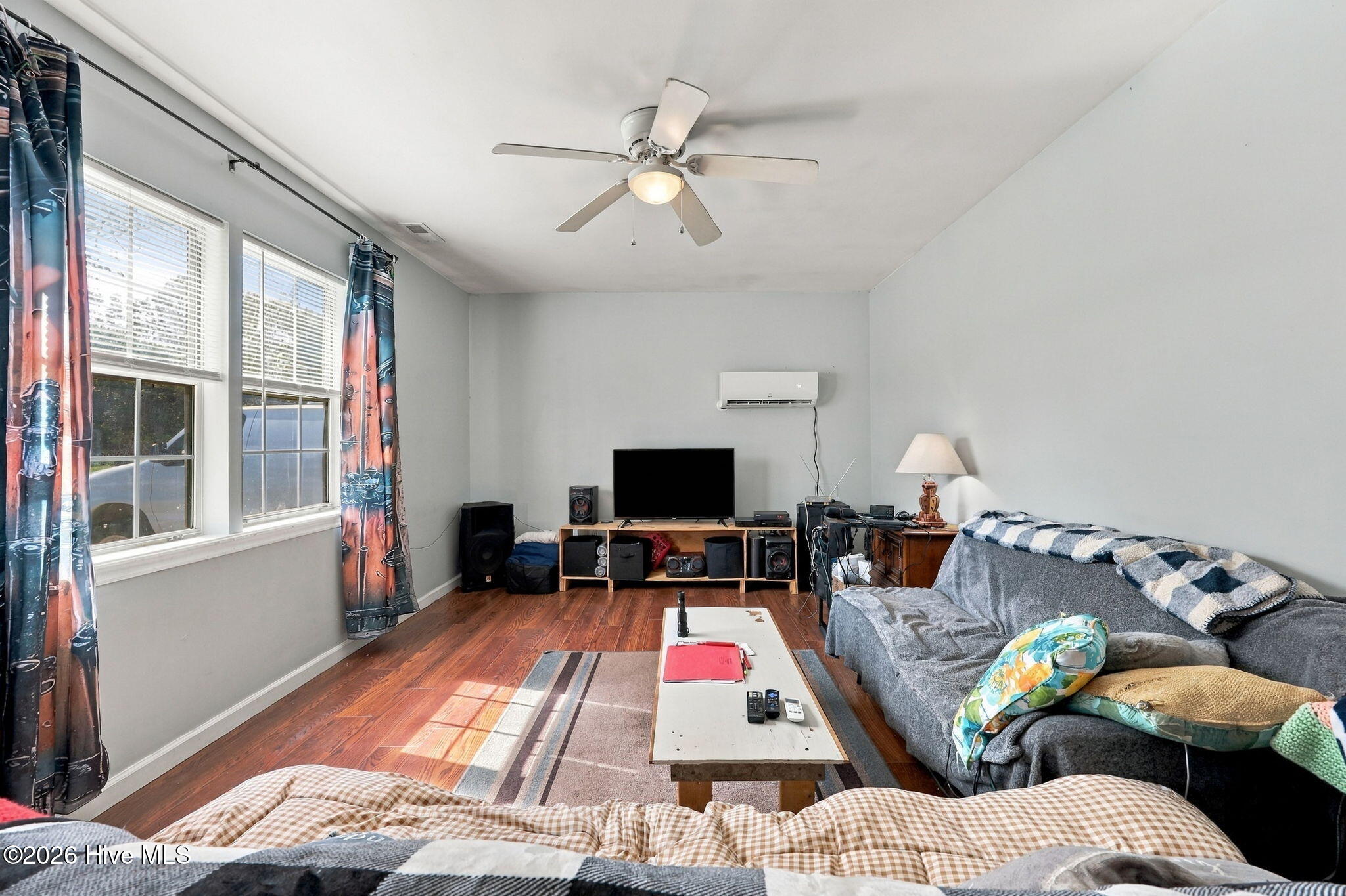 212 Kenneth Boulevard