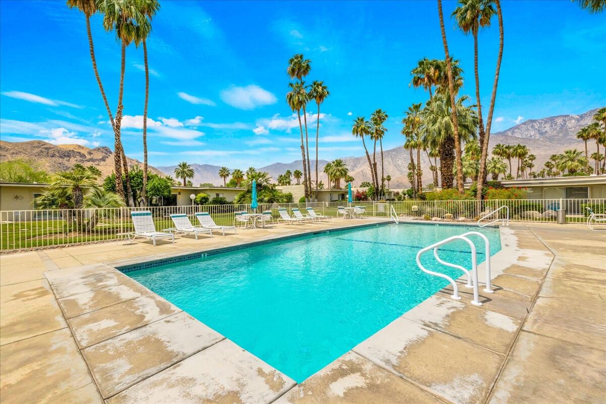 64911 1881 S Araby Dr #31