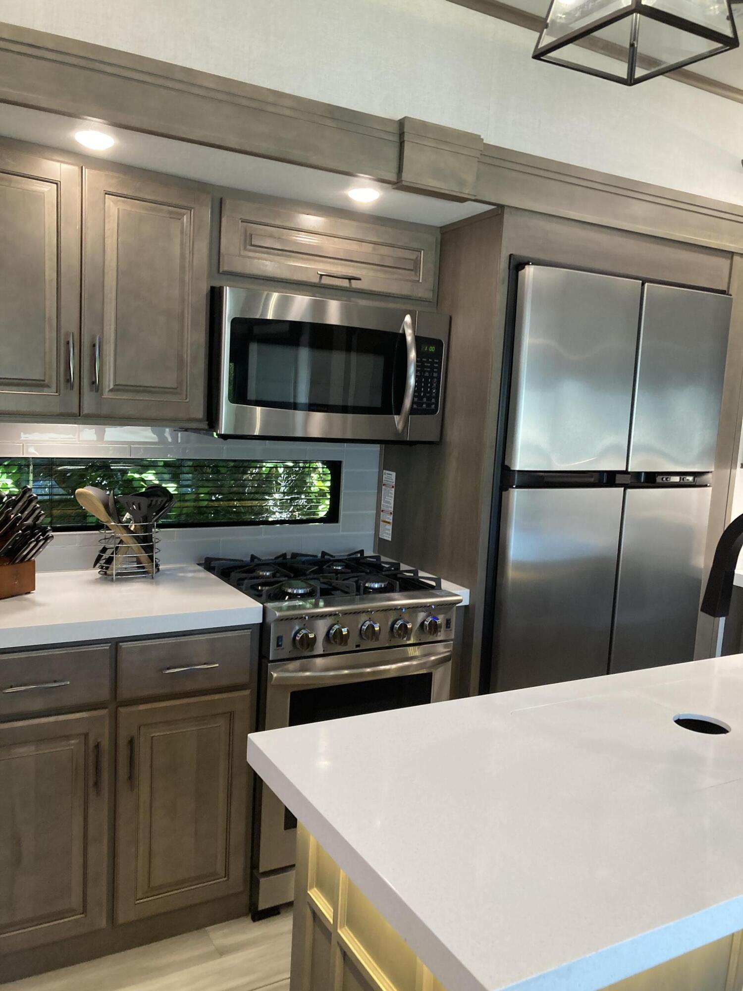 69411 Ramon RD Unit: 582