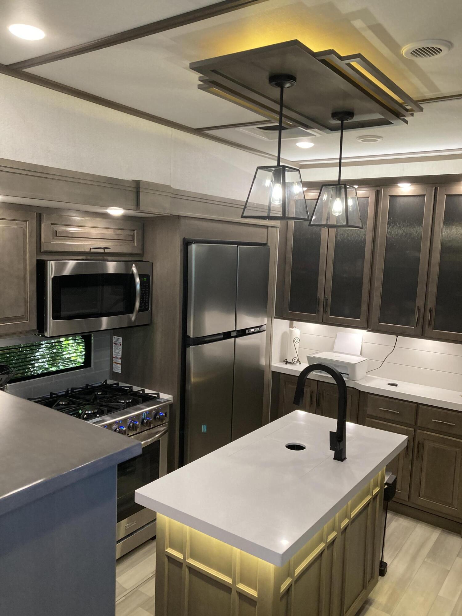 69411 Ramon RD Unit: 582