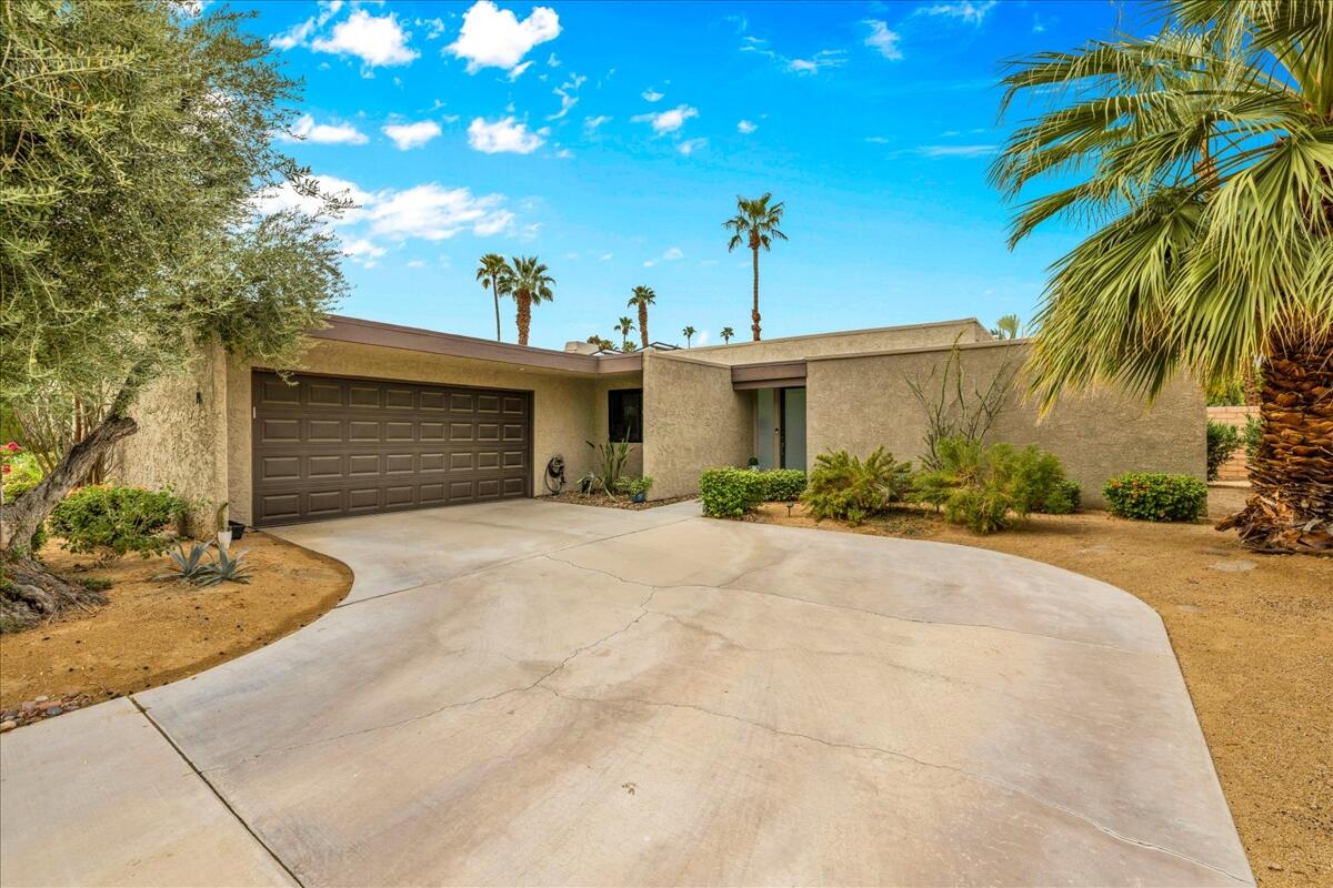 14 Kevin Lee LN
