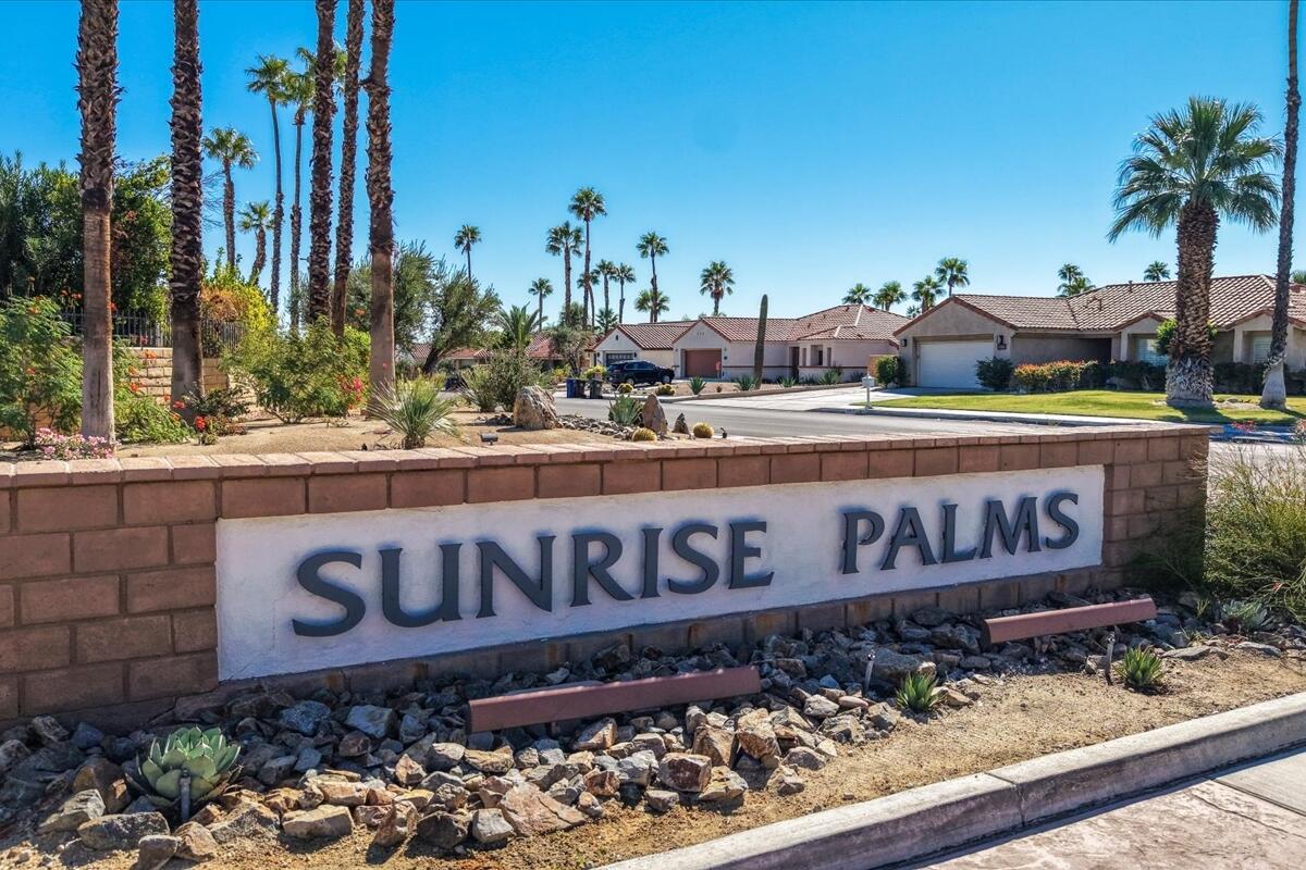2920 Sunflower CIR