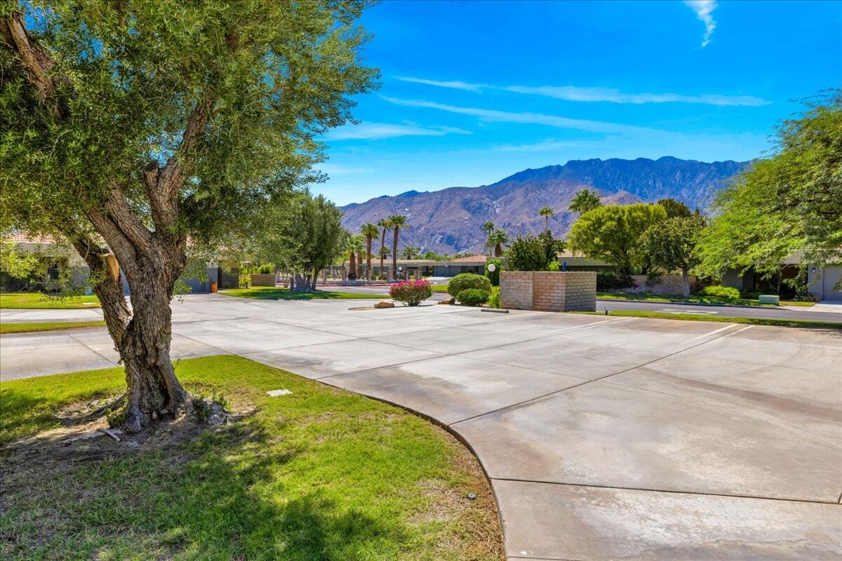 2920 Sunflower CIR