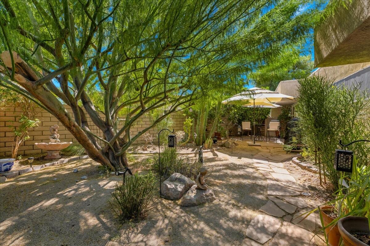 2920 Sunflower CIR