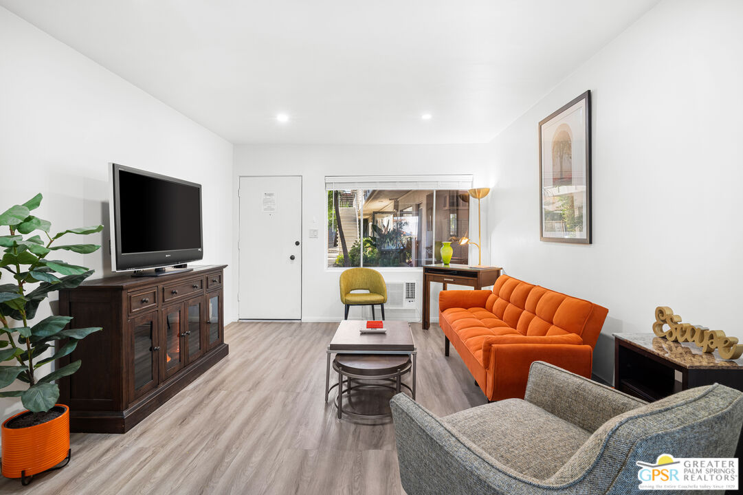 2290 S Palm Canyon Dr Unit: 2