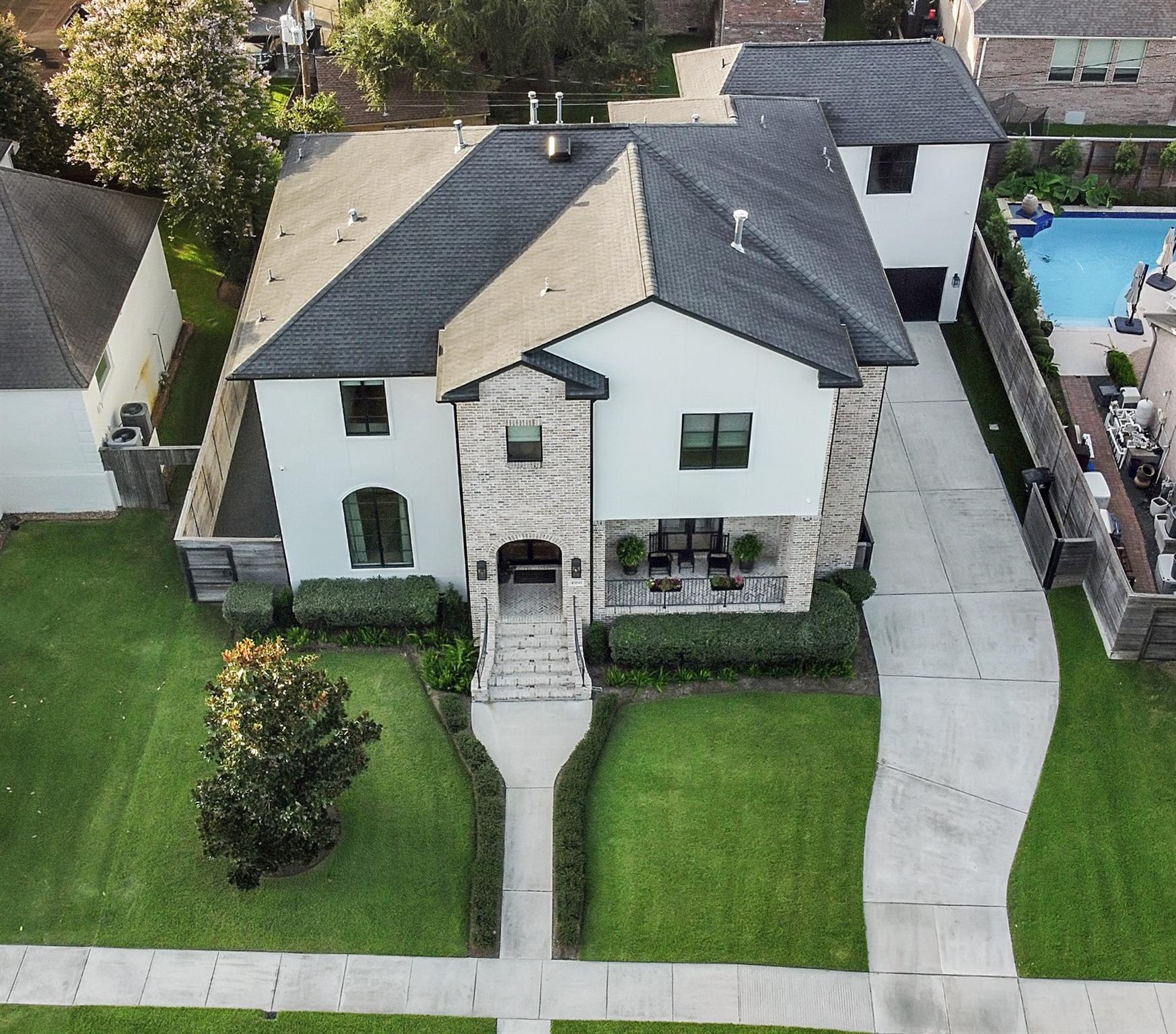 4958 Dumfries Drive