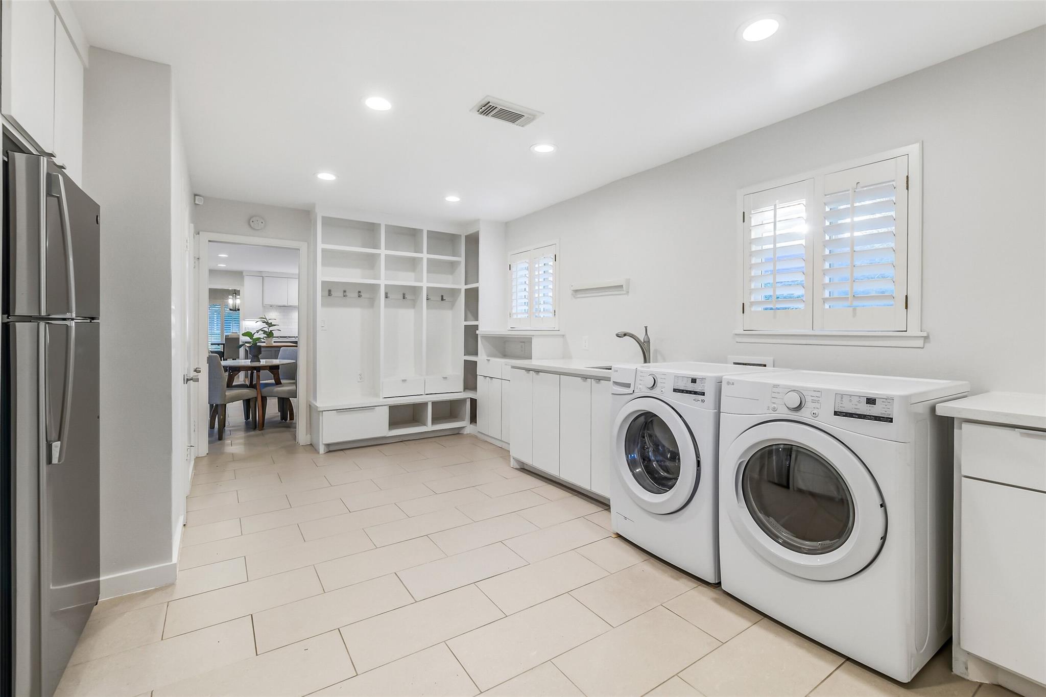 12326 Old Oaks Drive