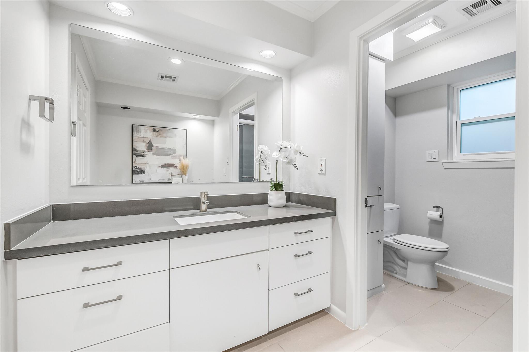 12326 Old Oaks Drive