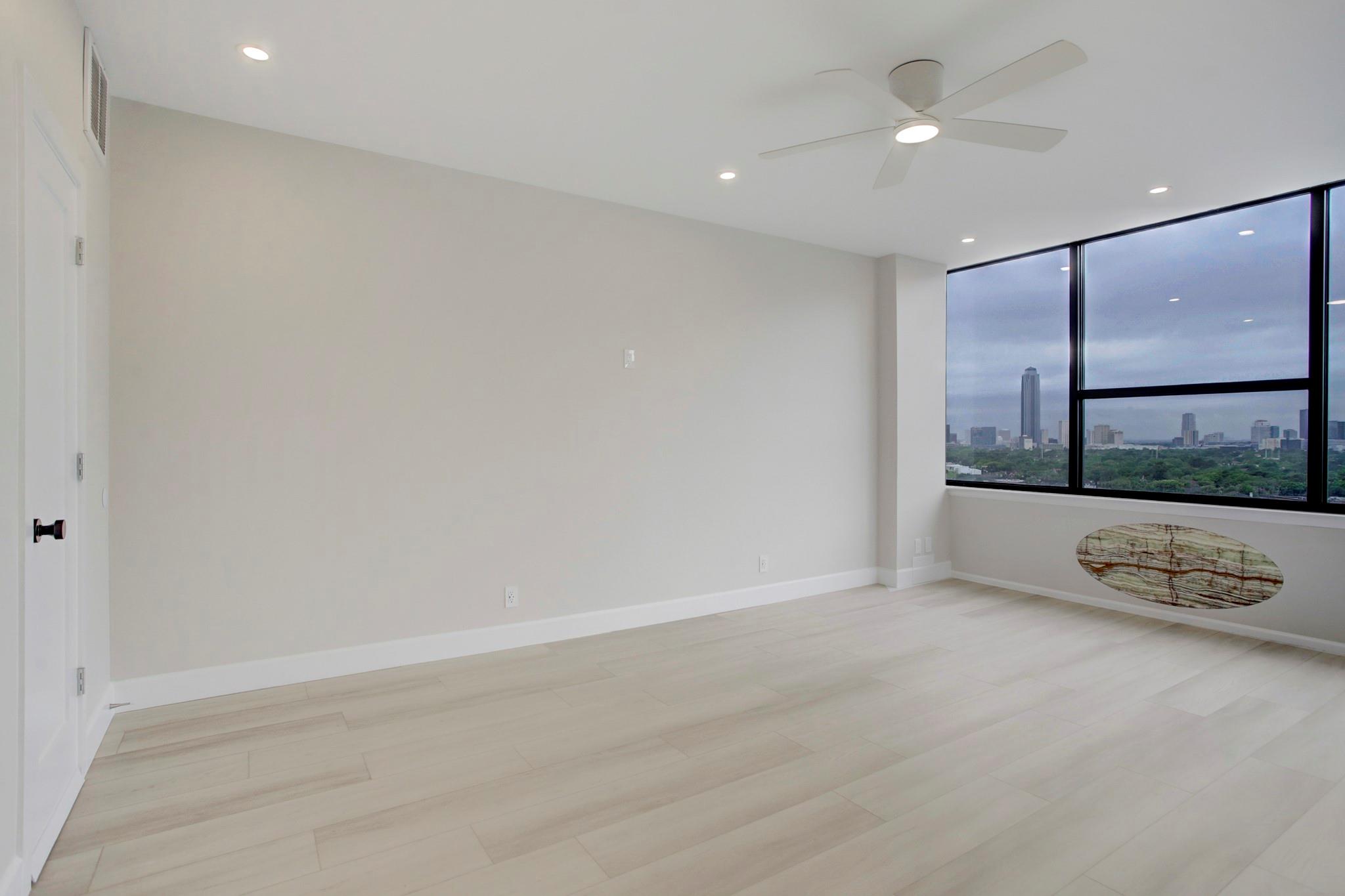 14 Greenway Plaza # 15L