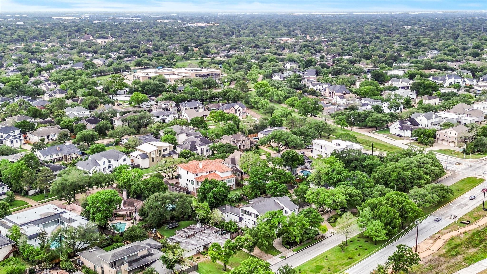 5015 S Braeswood Boulevard