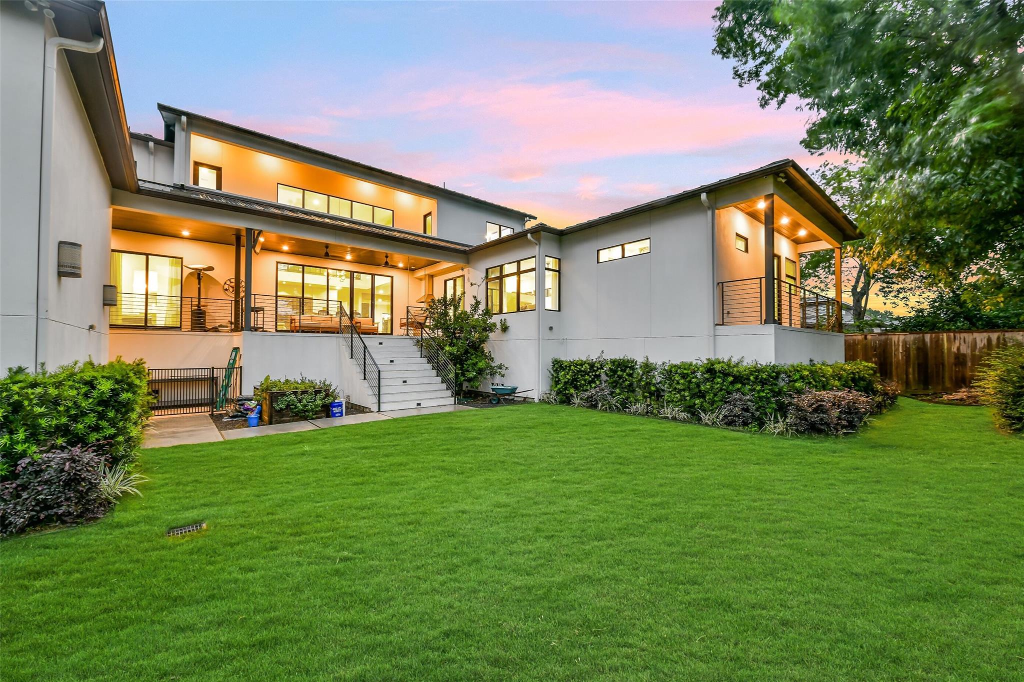 5015 S Braeswood Boulevard