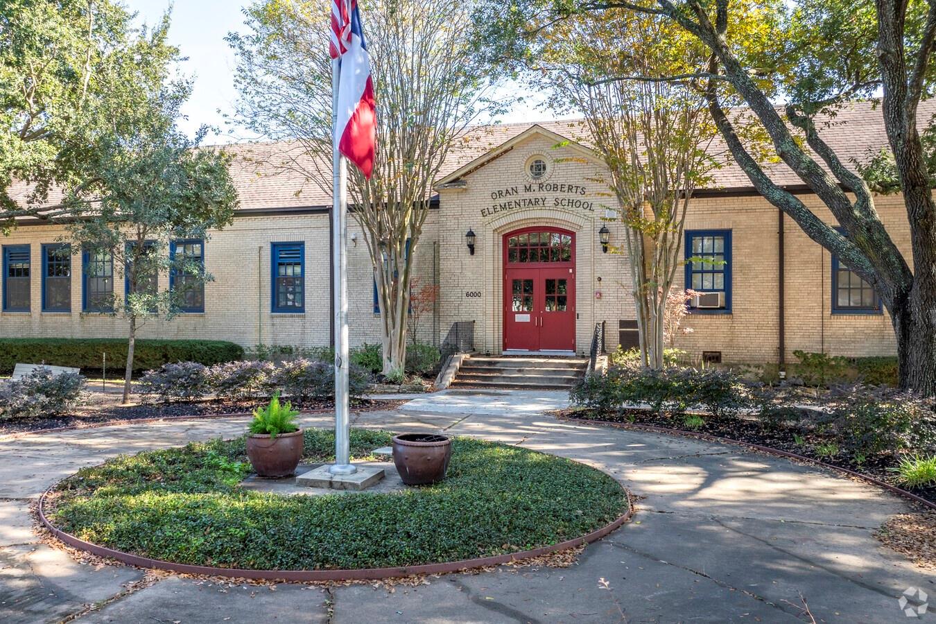 2205 Goldsmith Street