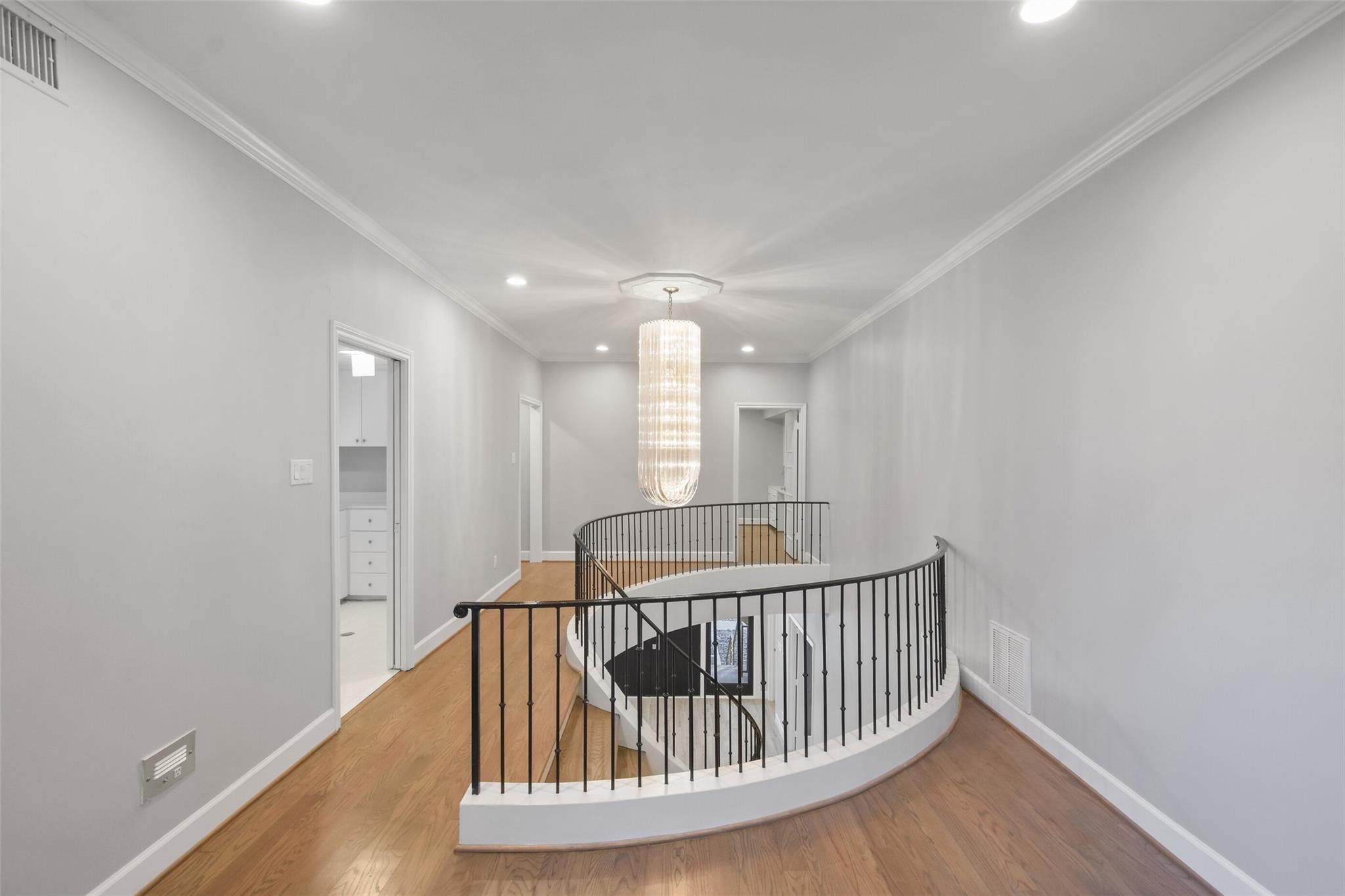 5110 Contour Place