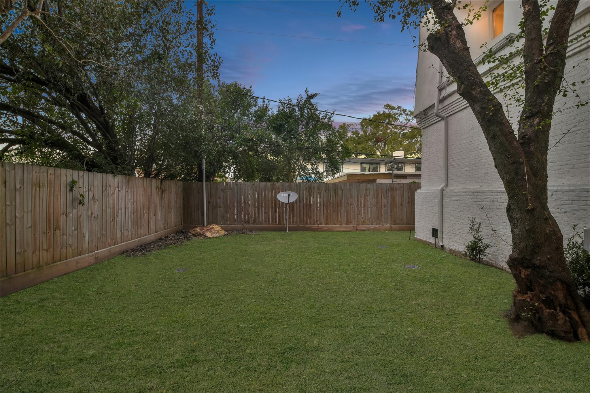 5110 Contour Place