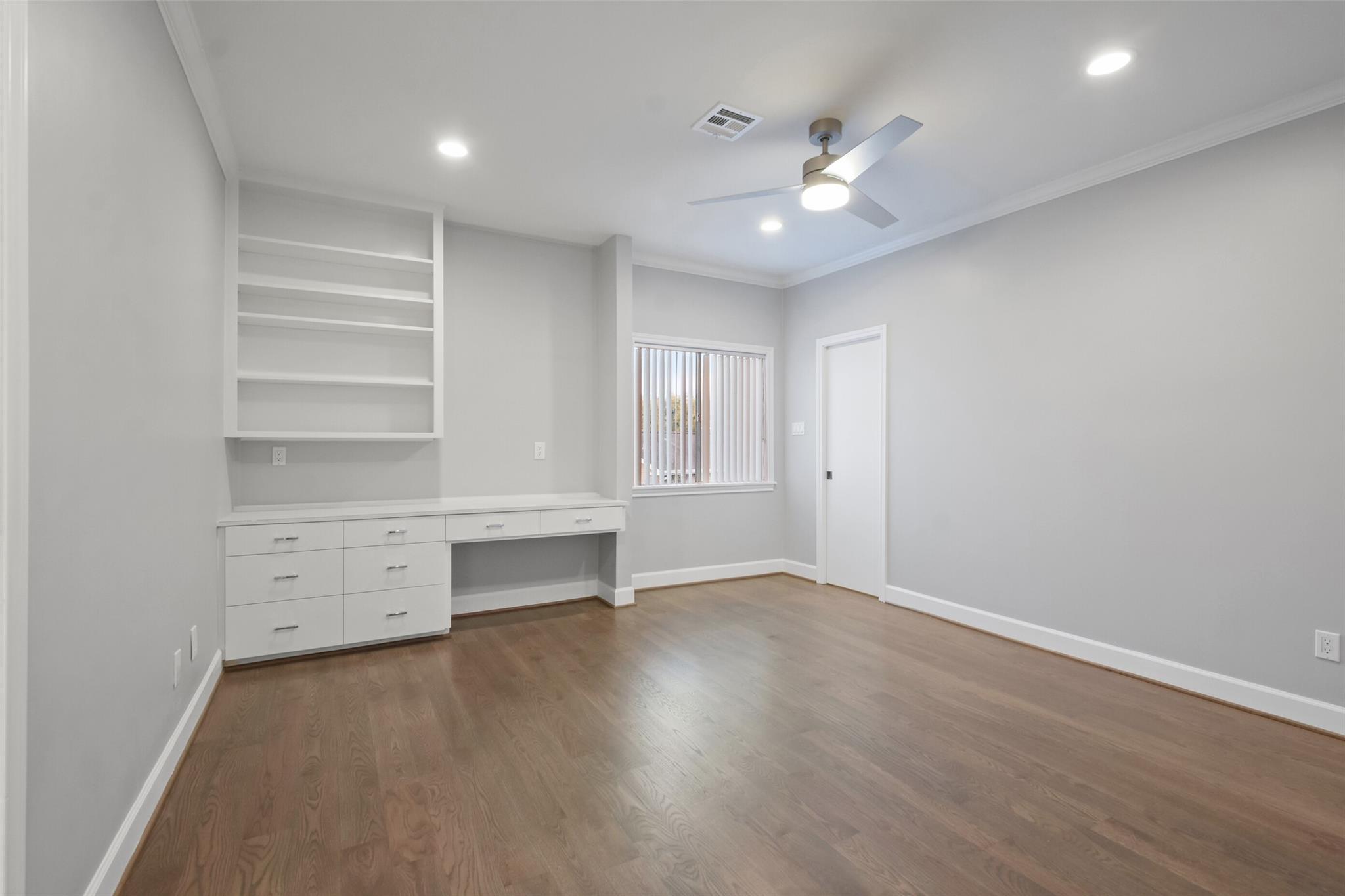5110 Contour Place