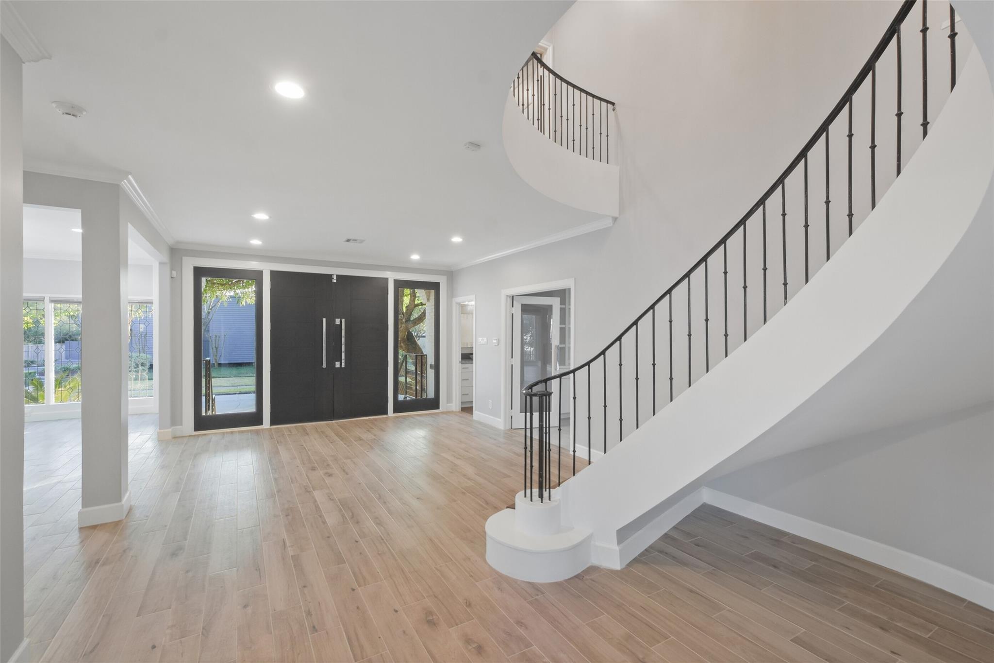 5110 Contour Place