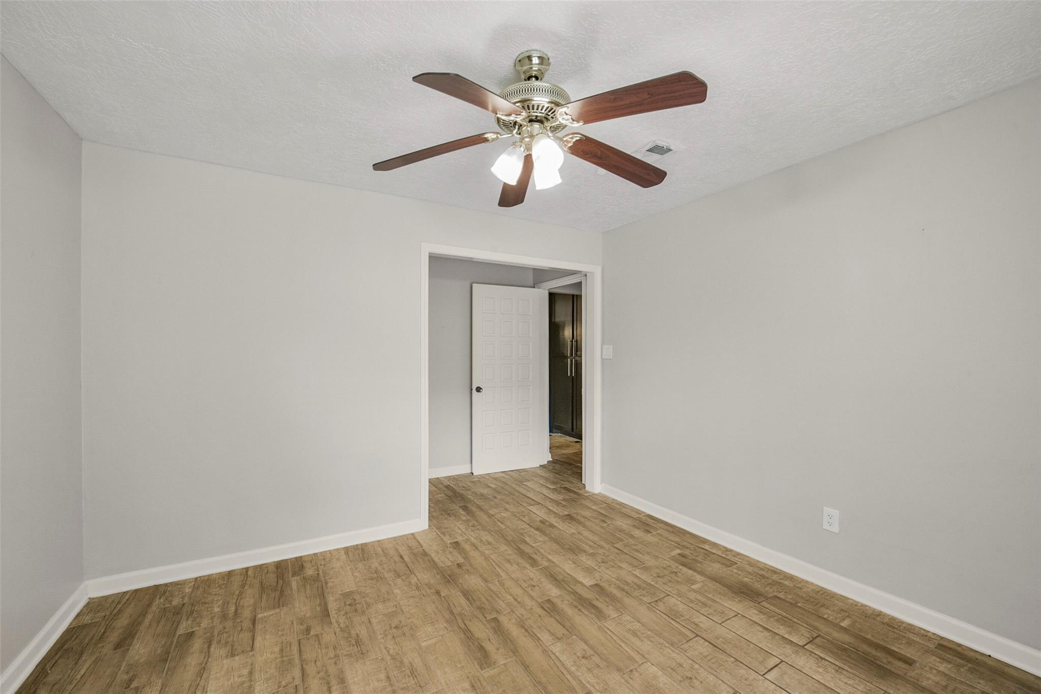 5147 Beechnut Street