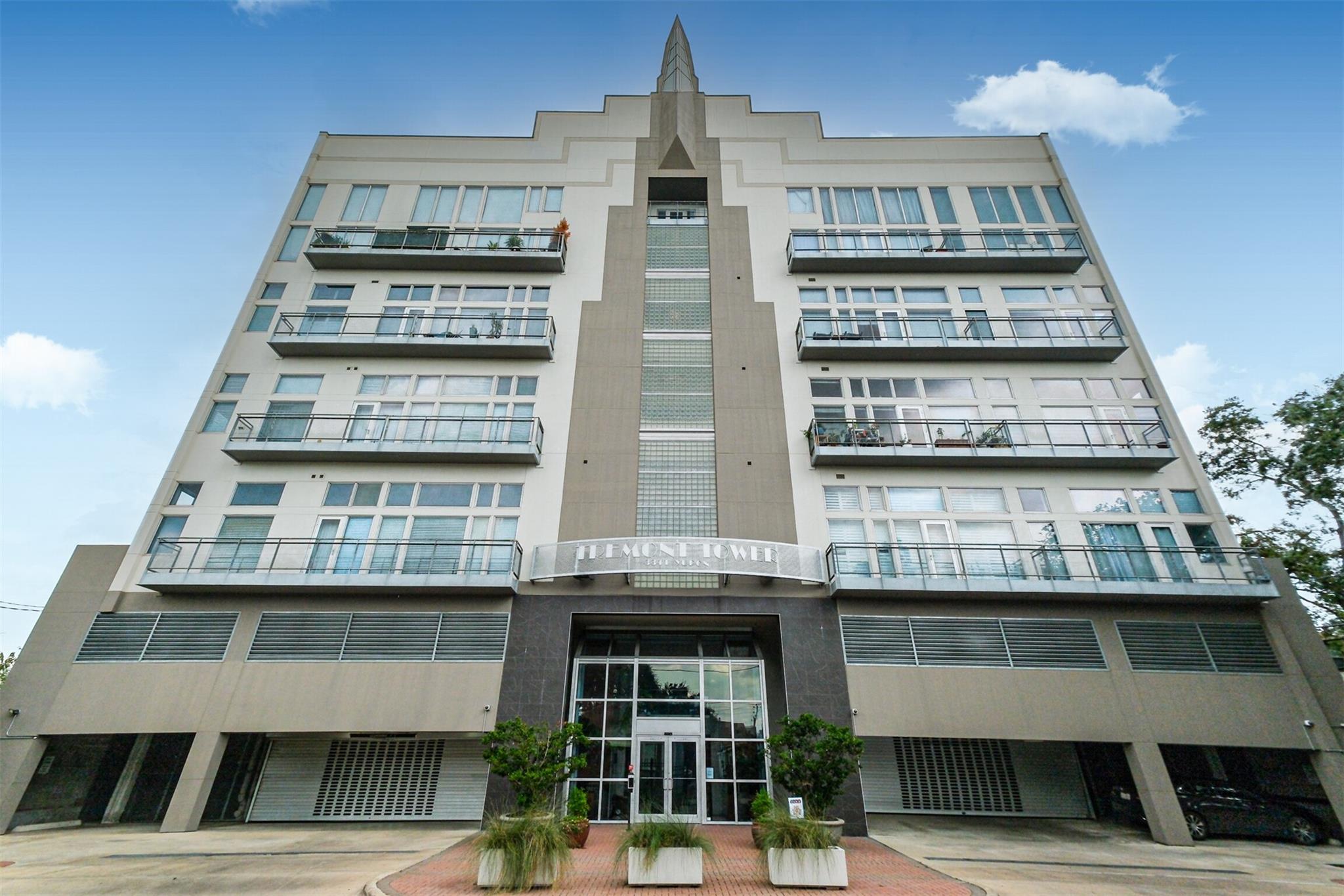 3311 Yupon Street # 410