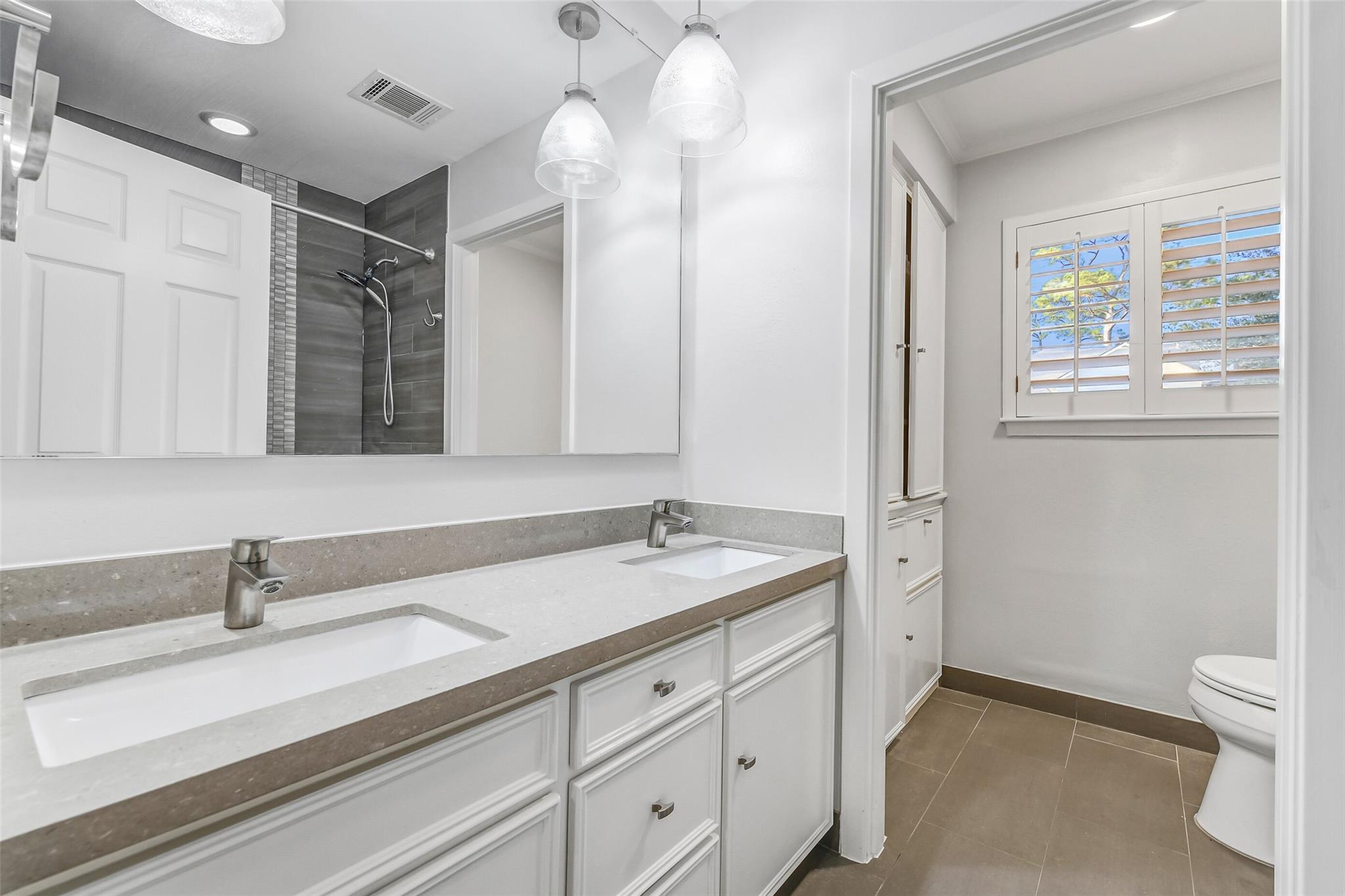 12326 Old Oaks Drive