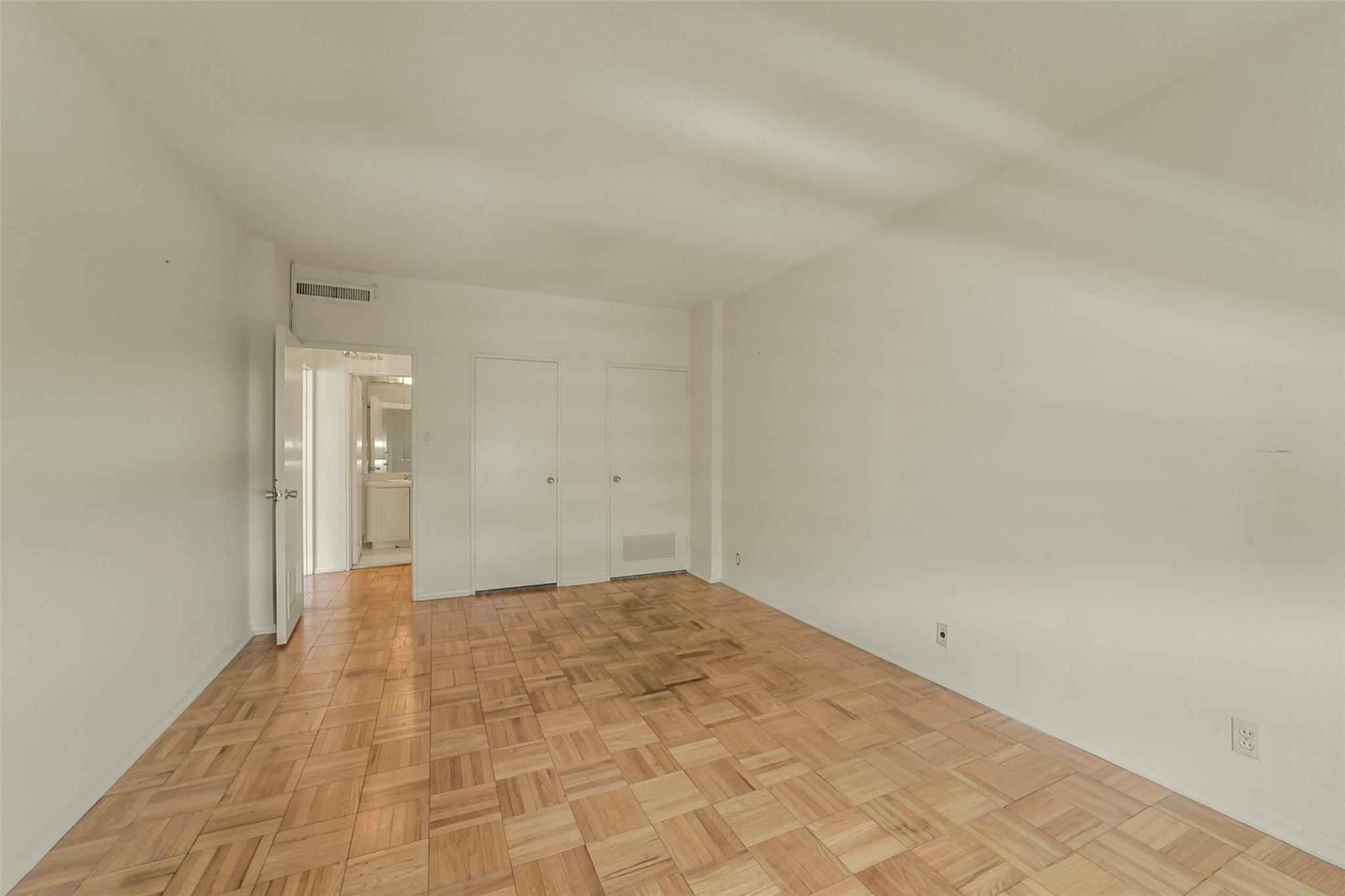 1400 Hermann Drive # 11A