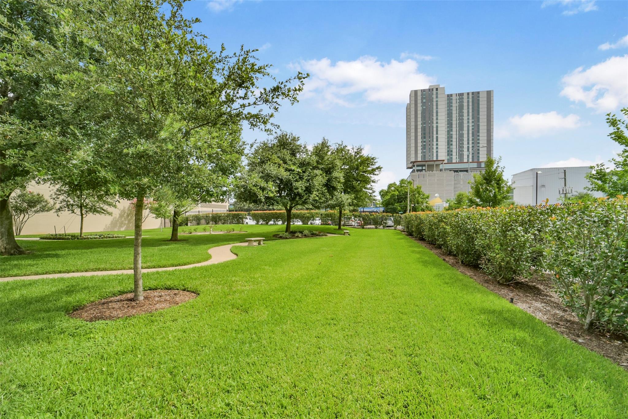1400 Hermann Drive # 11A