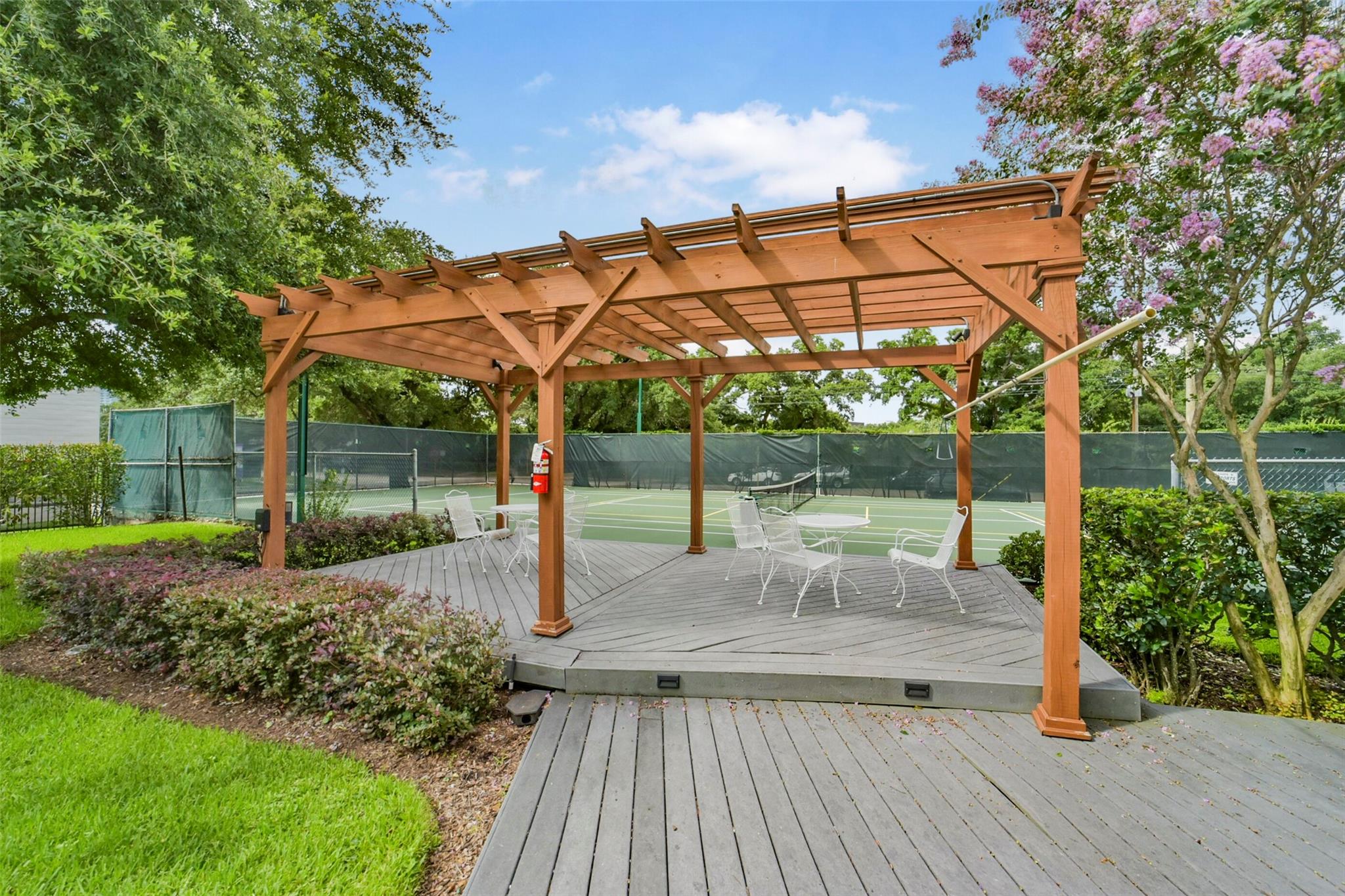 1400 Hermann Drive # 11A