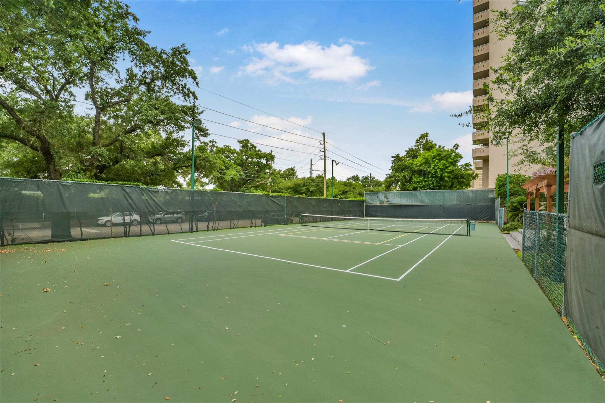 1400 Hermann Drive # 11A