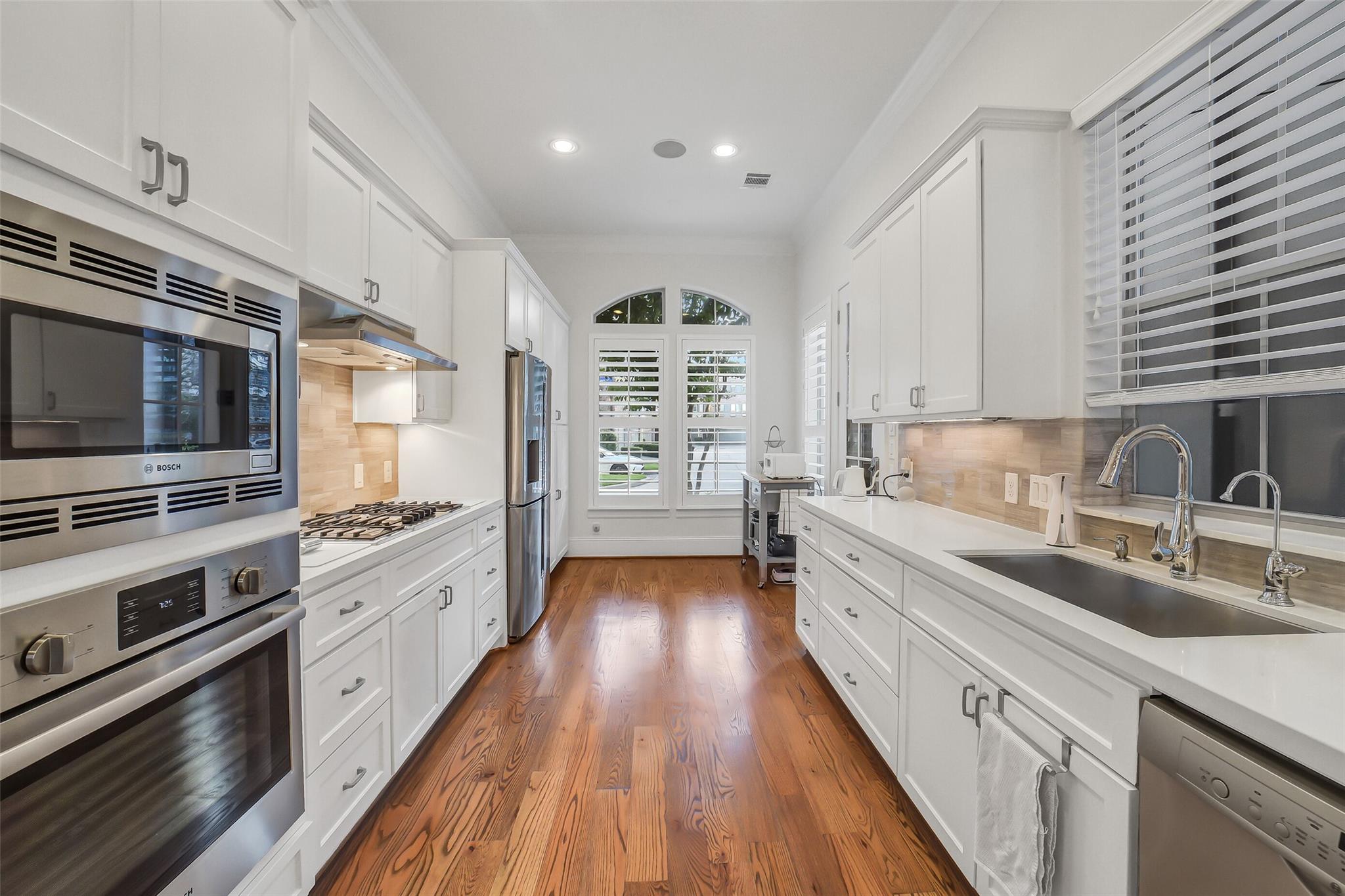 1110 Lake Pointe Parkway