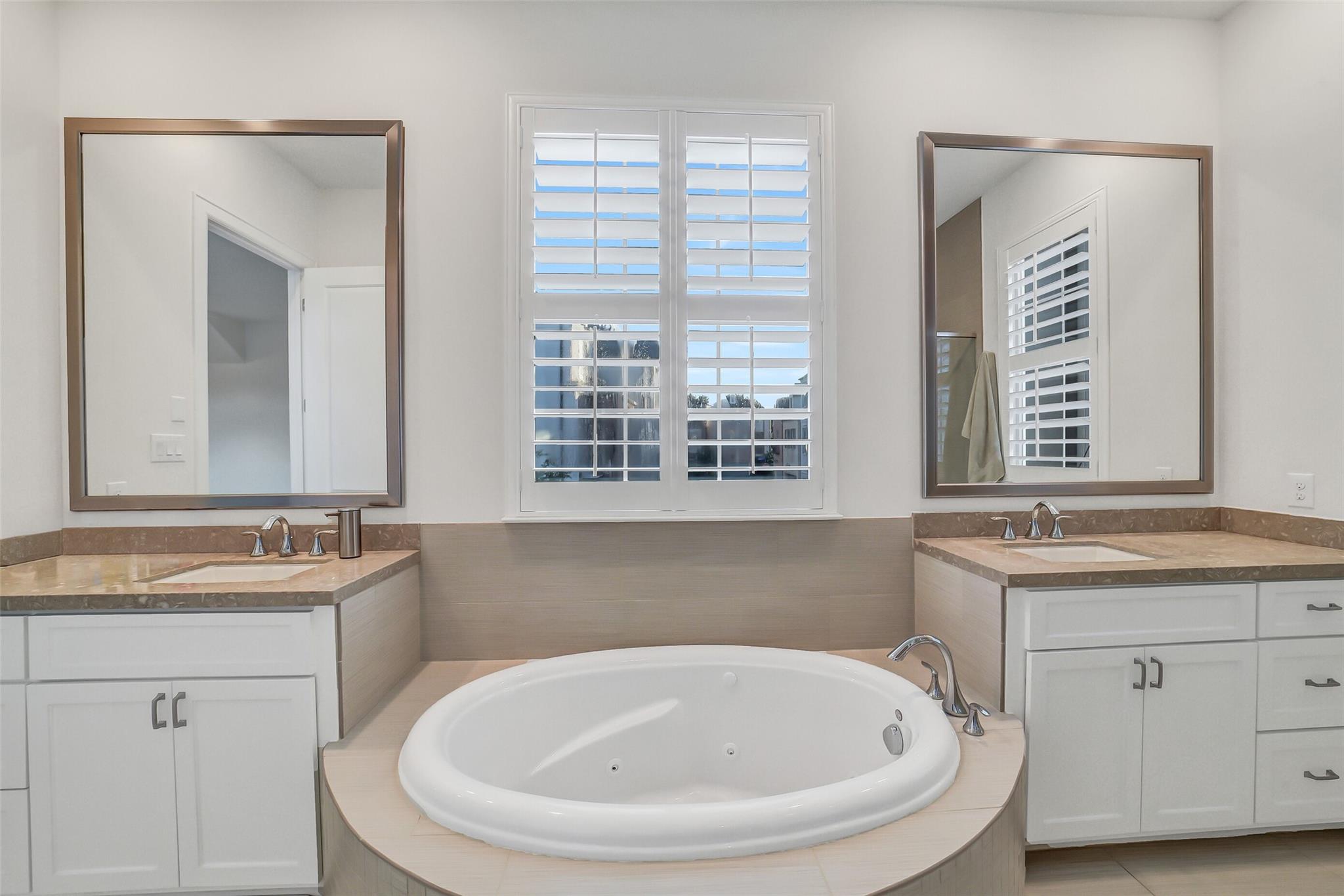 1110 Lake Pointe Parkway