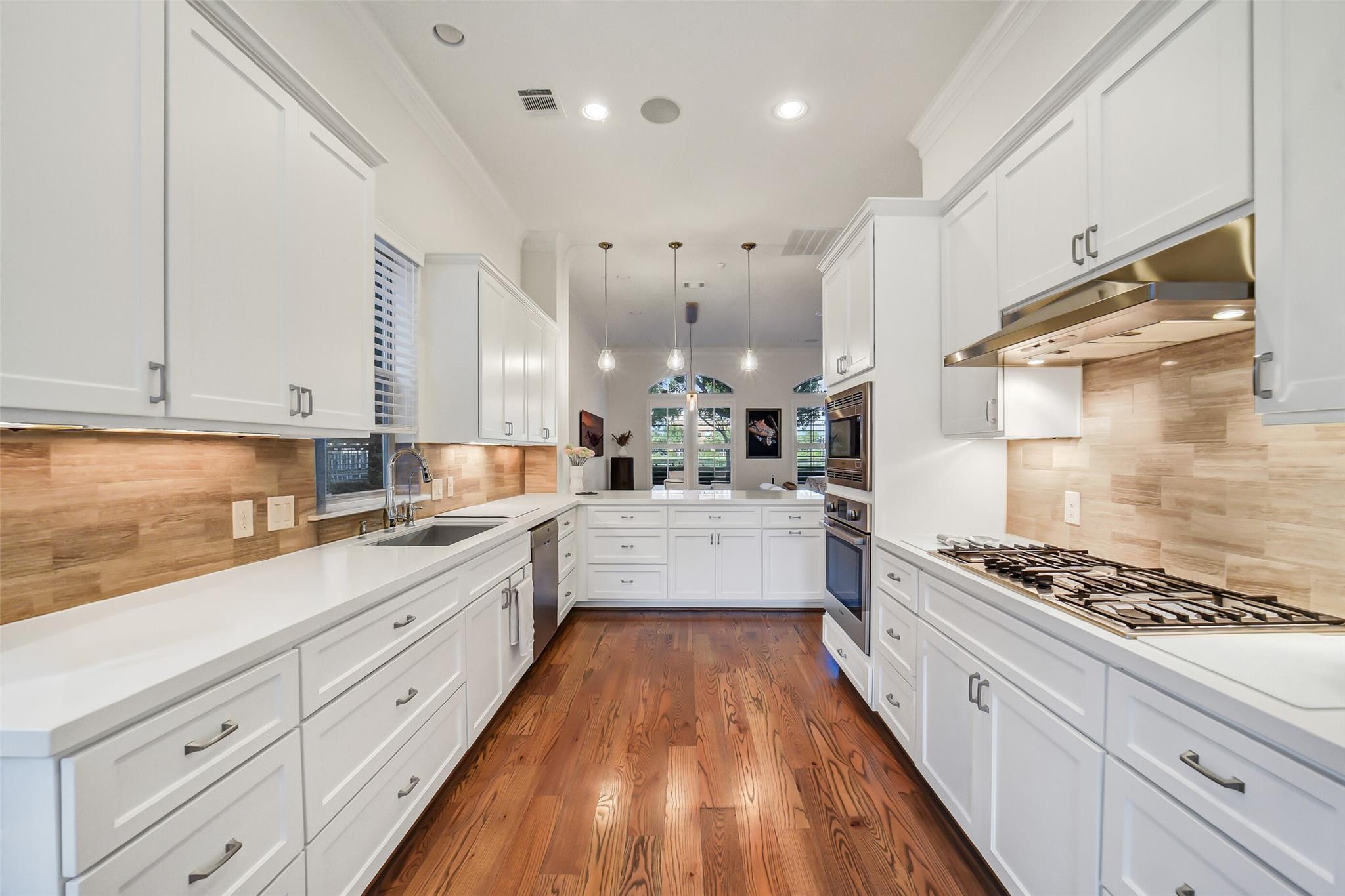 1110 Lake Pointe Parkway