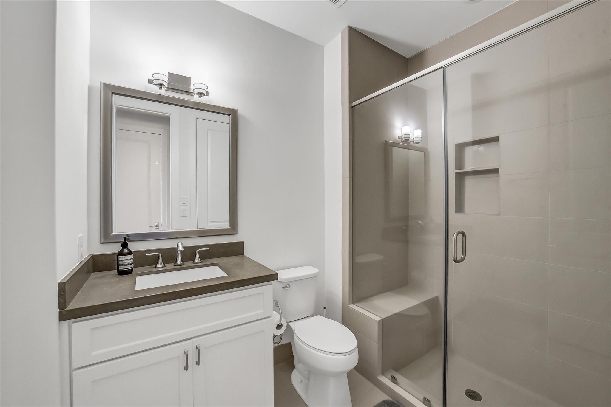 1110 Lake Pointe Parkway