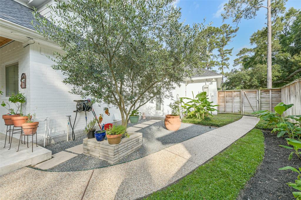 2323 Pine Bend Drive