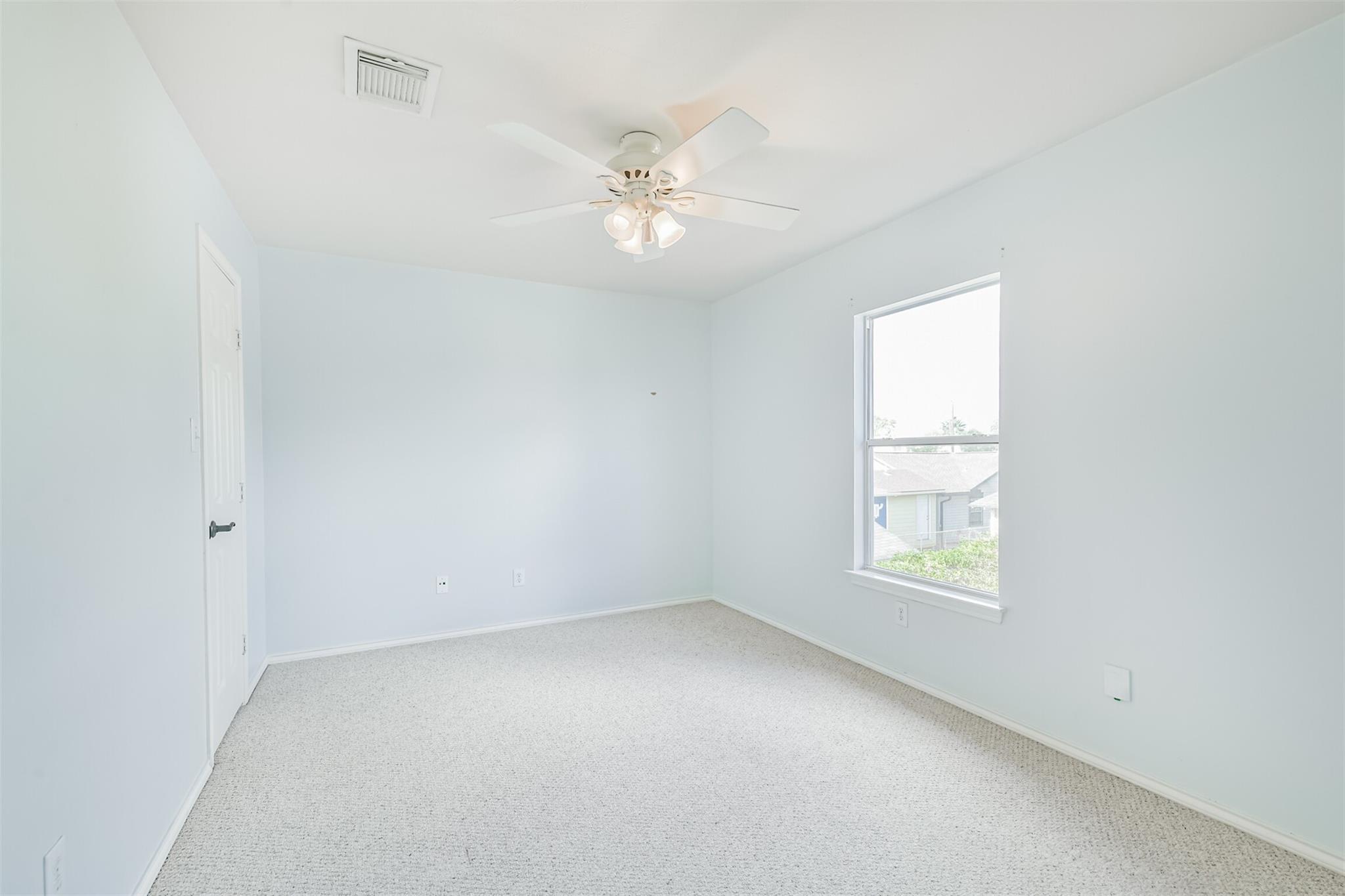 738 Redwing Place Drive