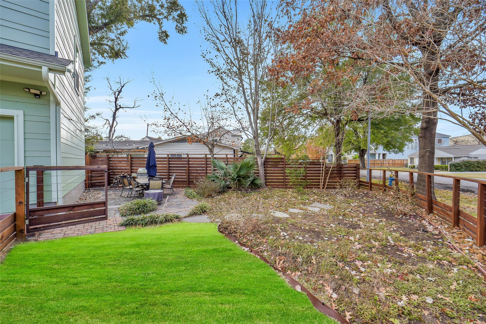 1802 W 14th 1/2 Street