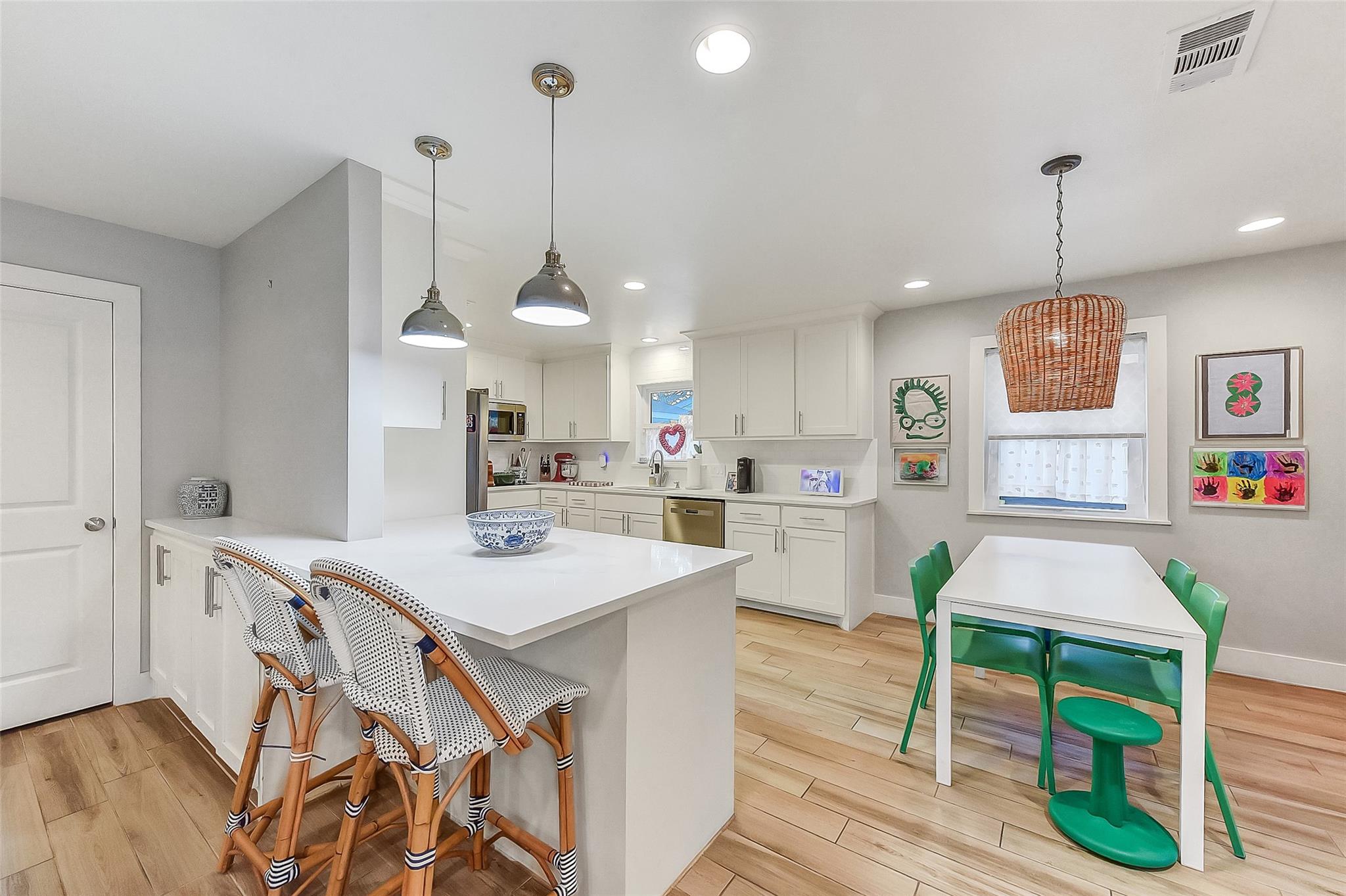 5323 Rutherglenn Drive