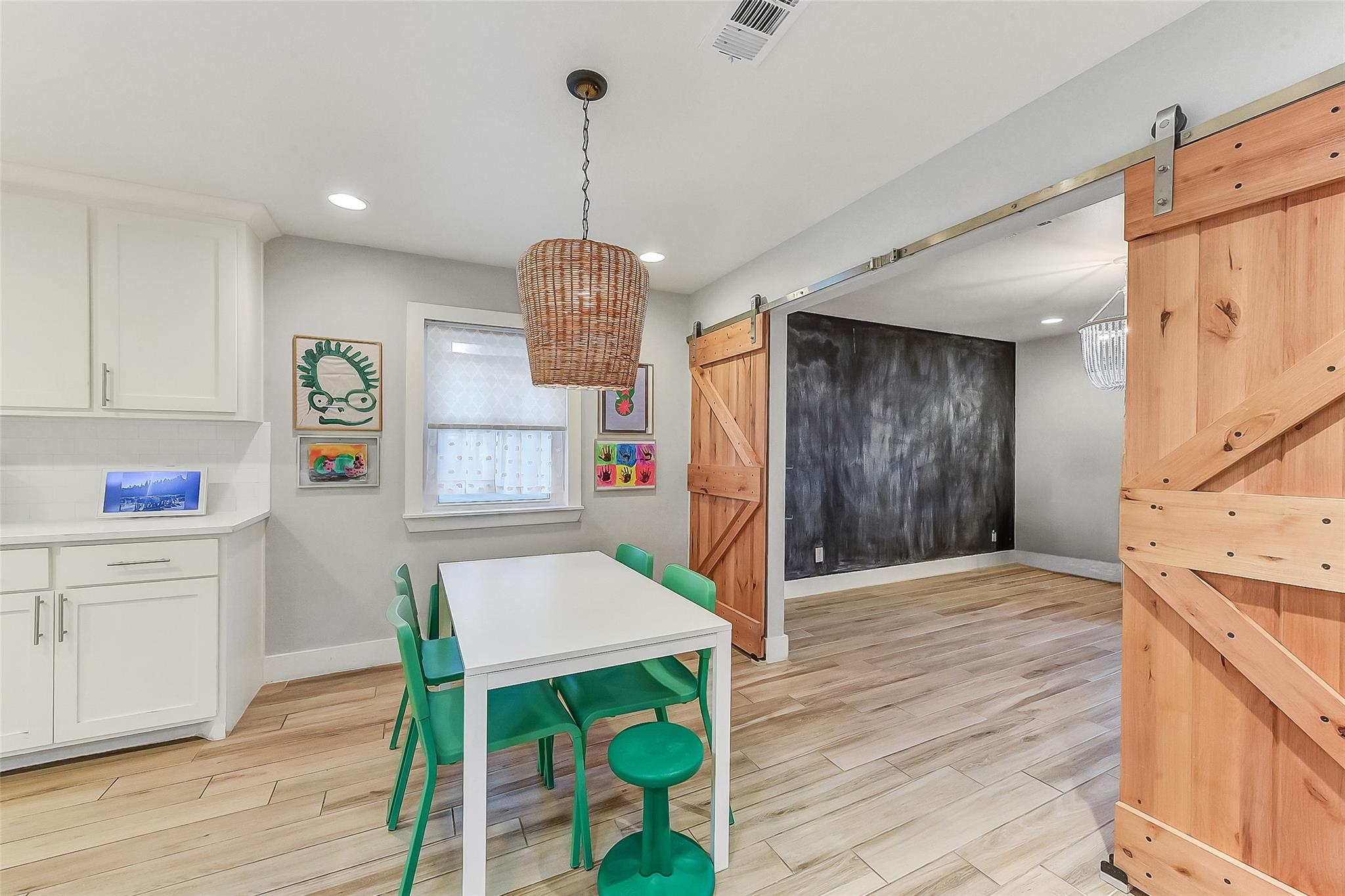 5323 Rutherglenn Drive