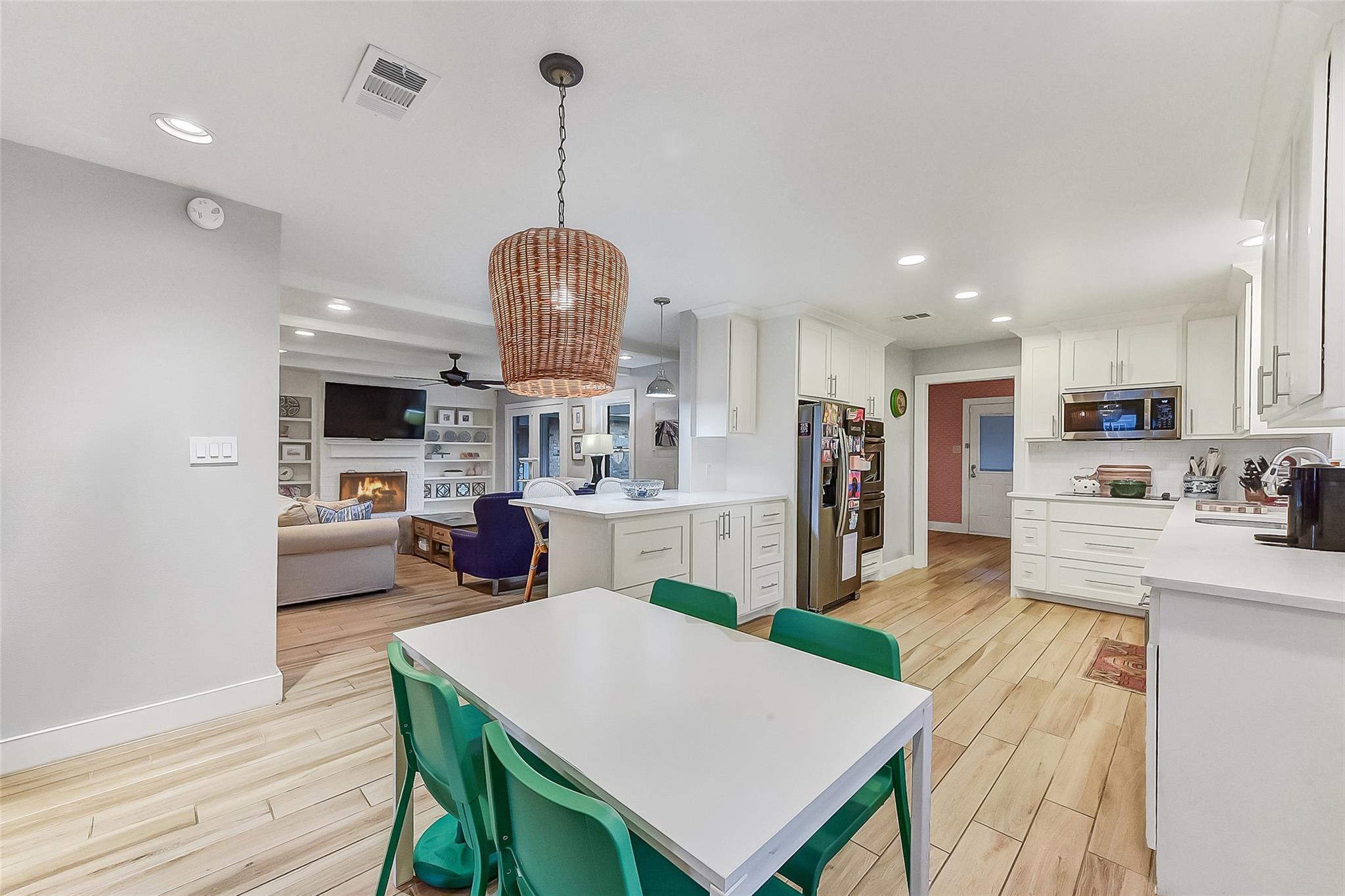 5323 Rutherglenn Drive