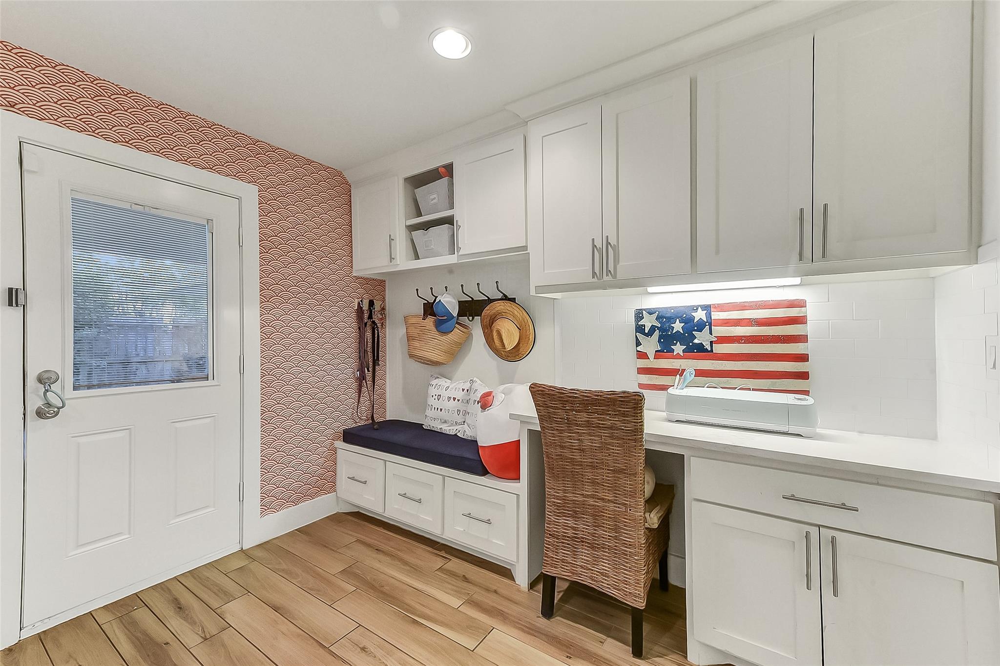 5323 Rutherglenn Drive