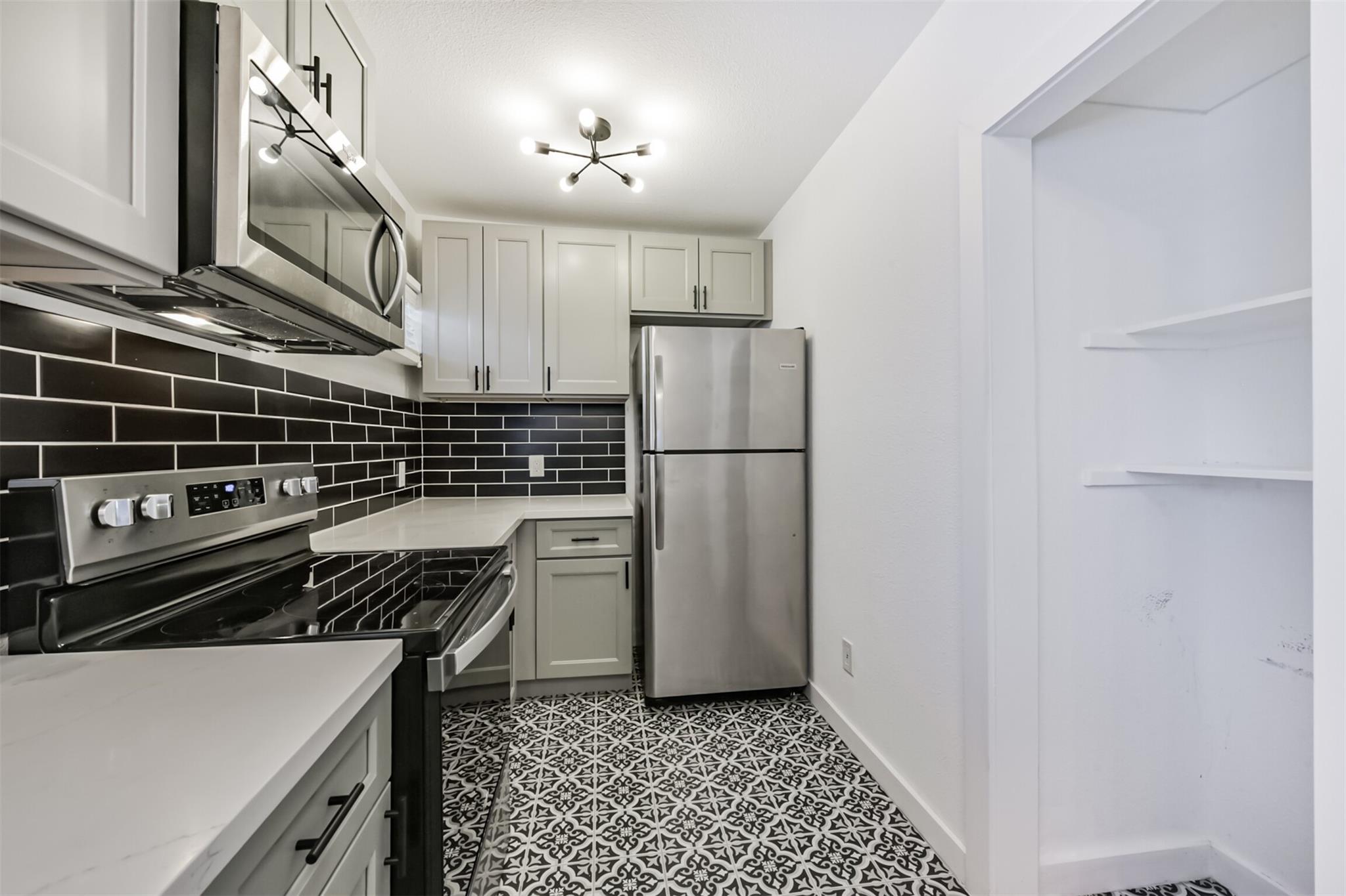 415 Fairview Avenue