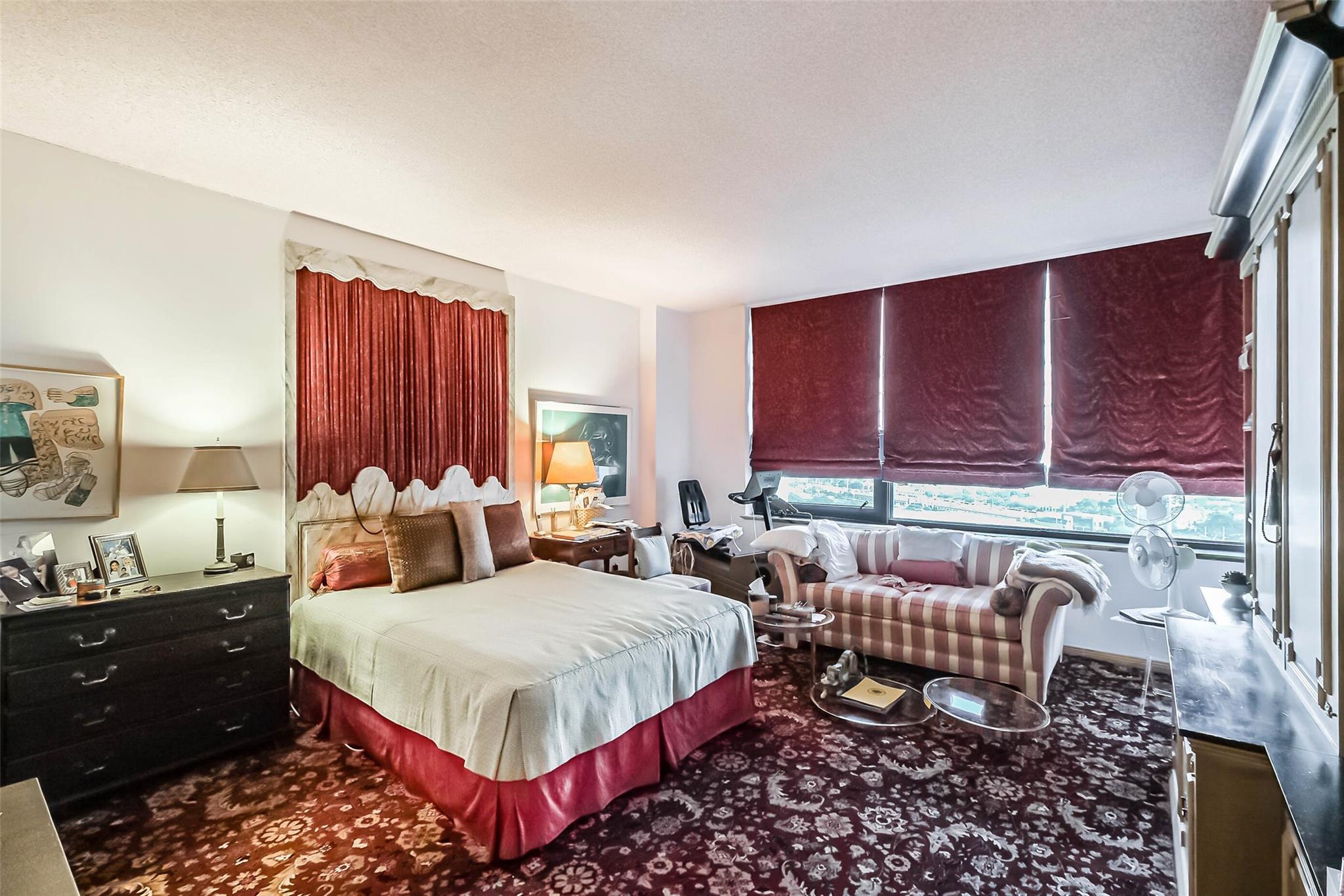 14 Greenway Plaza # 21P