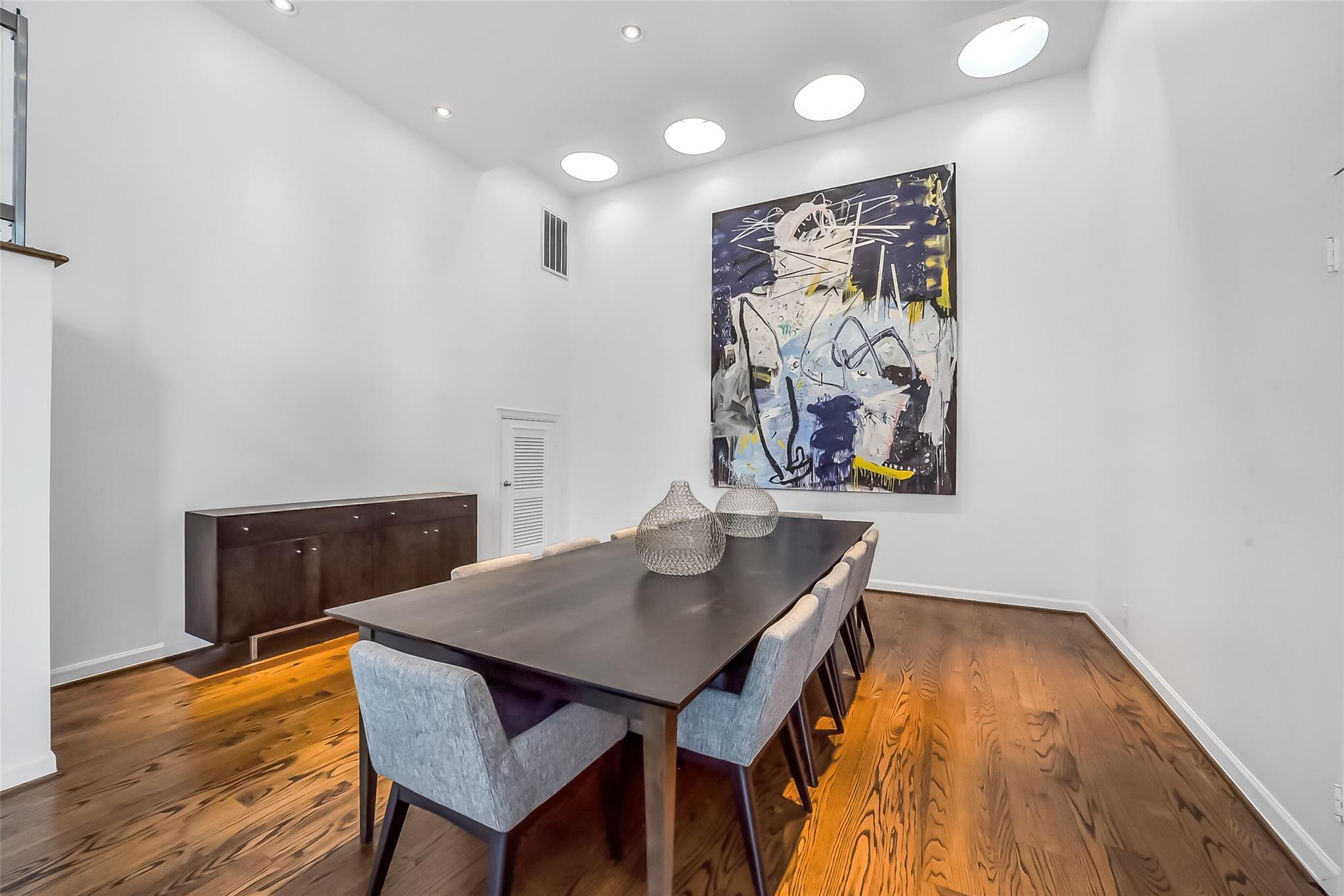 5107 Contour Place