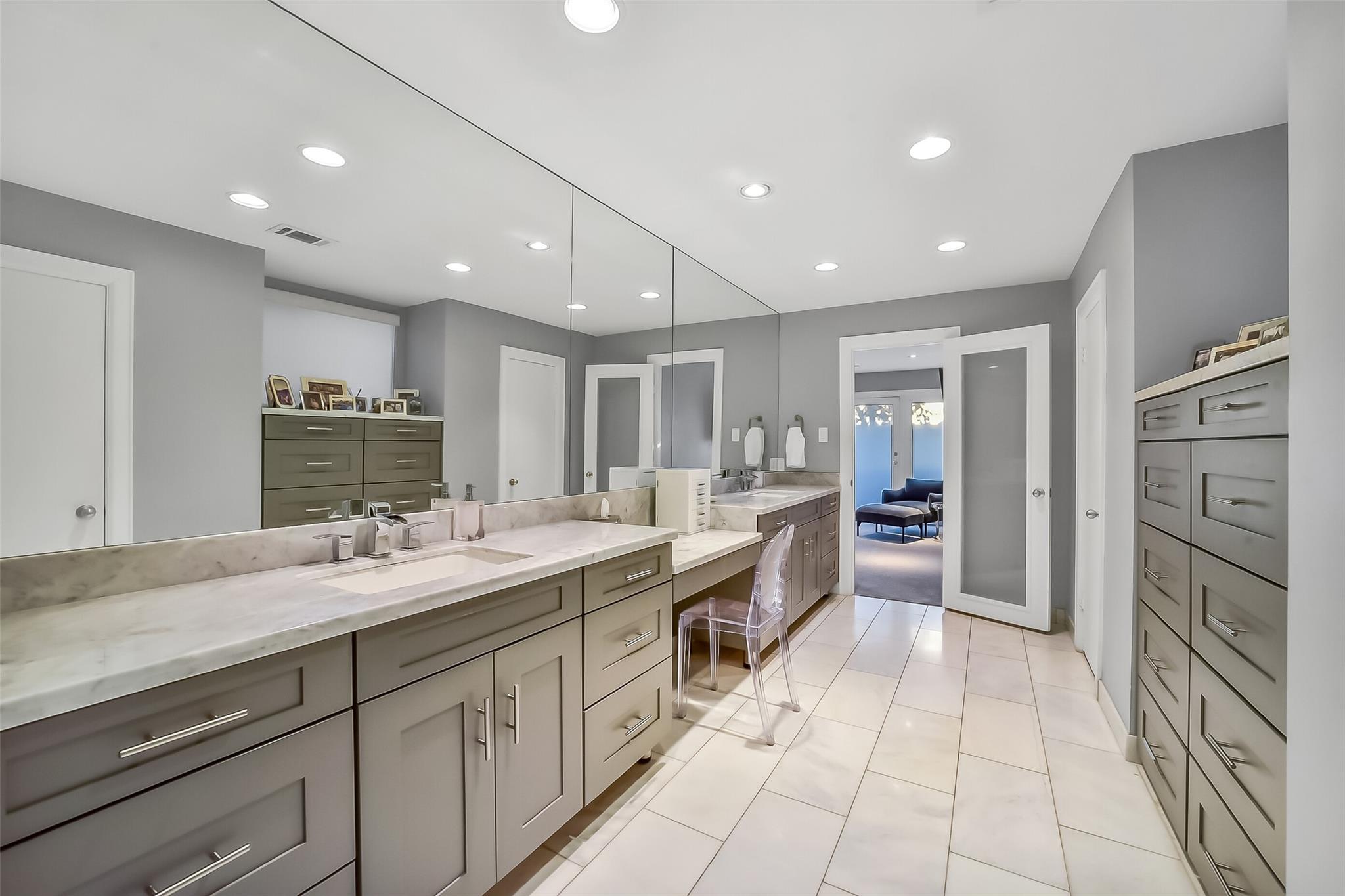5107 Contour Place