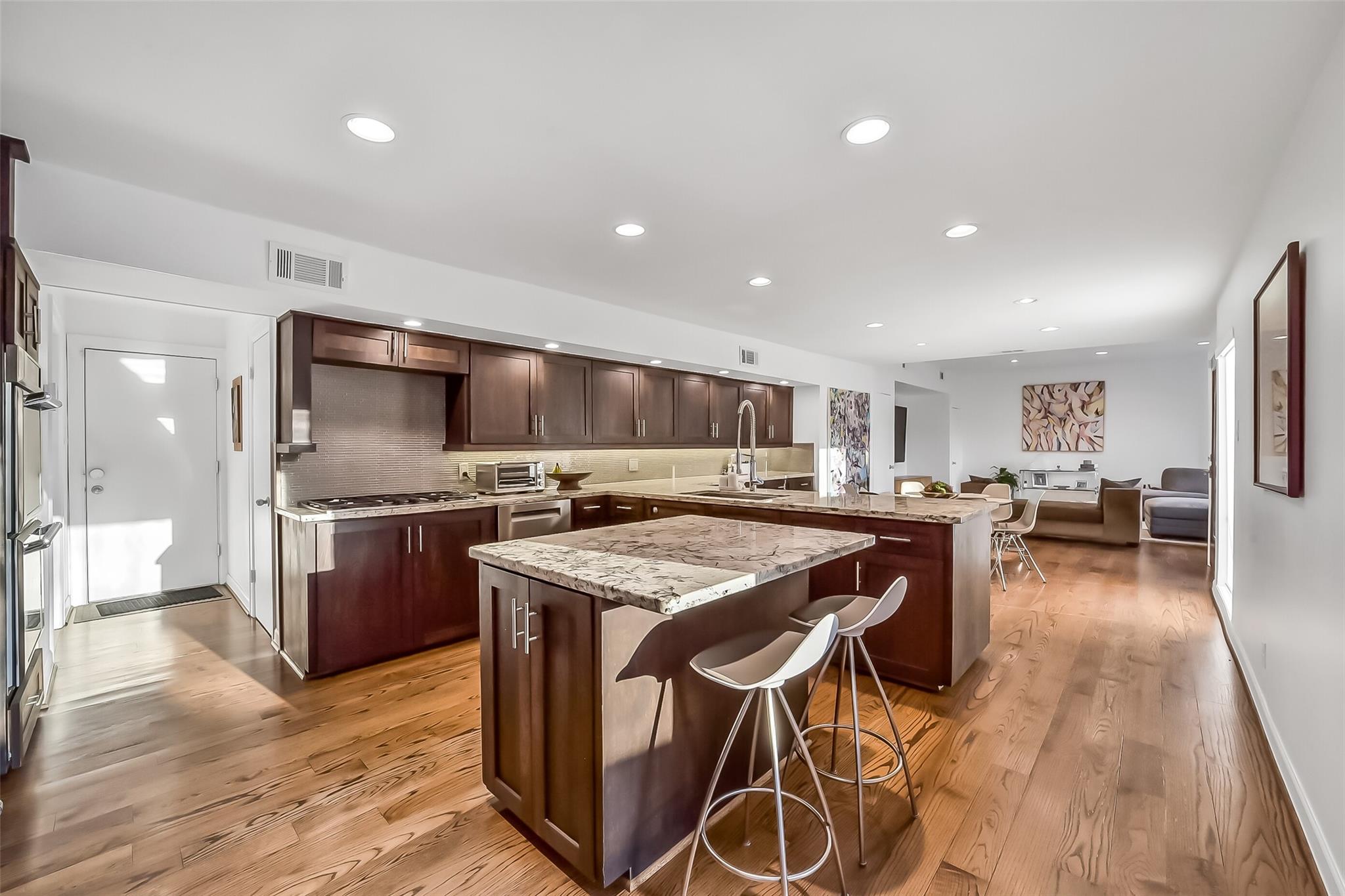 5107 Contour Place