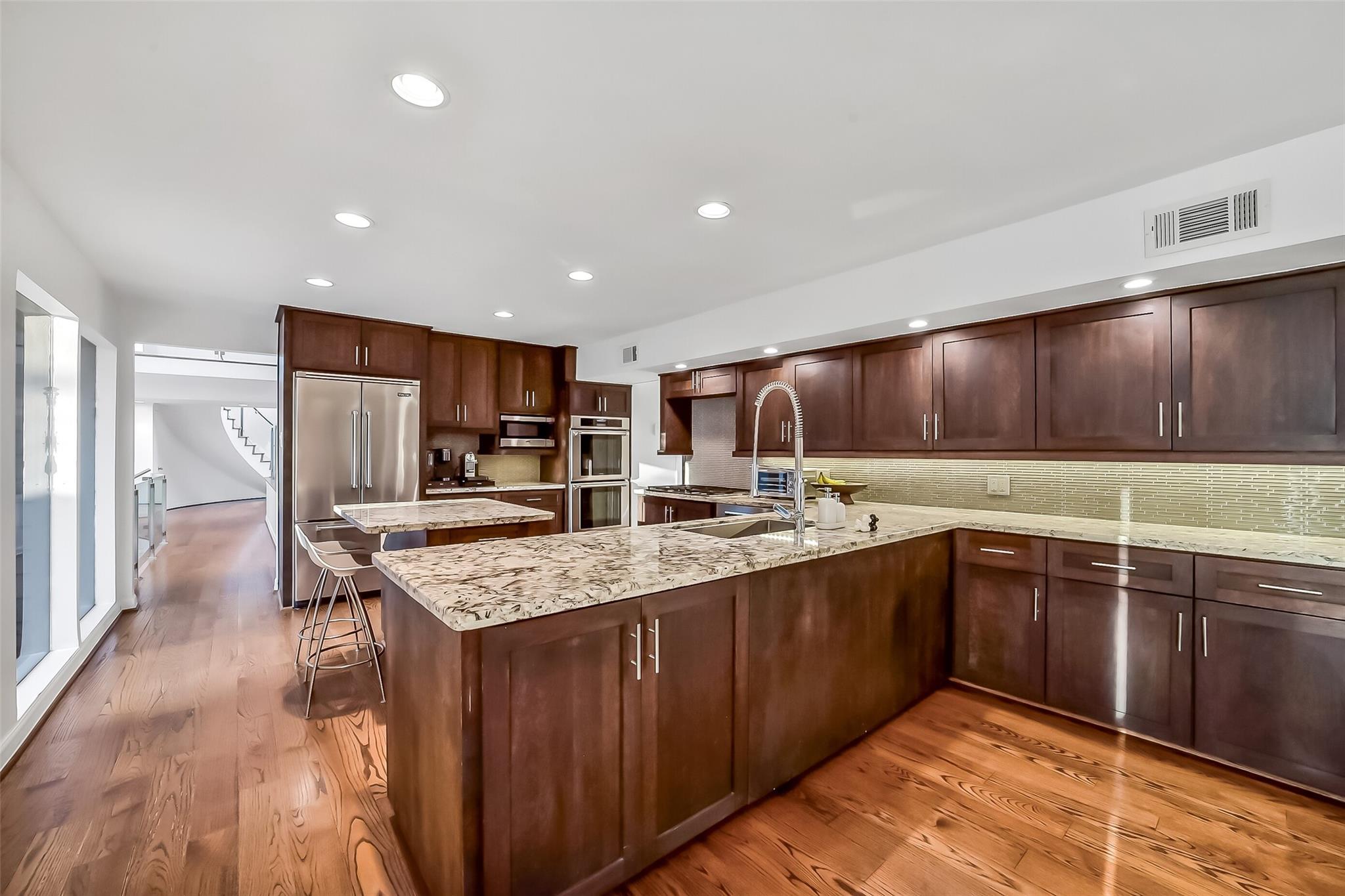 5107 Contour Place