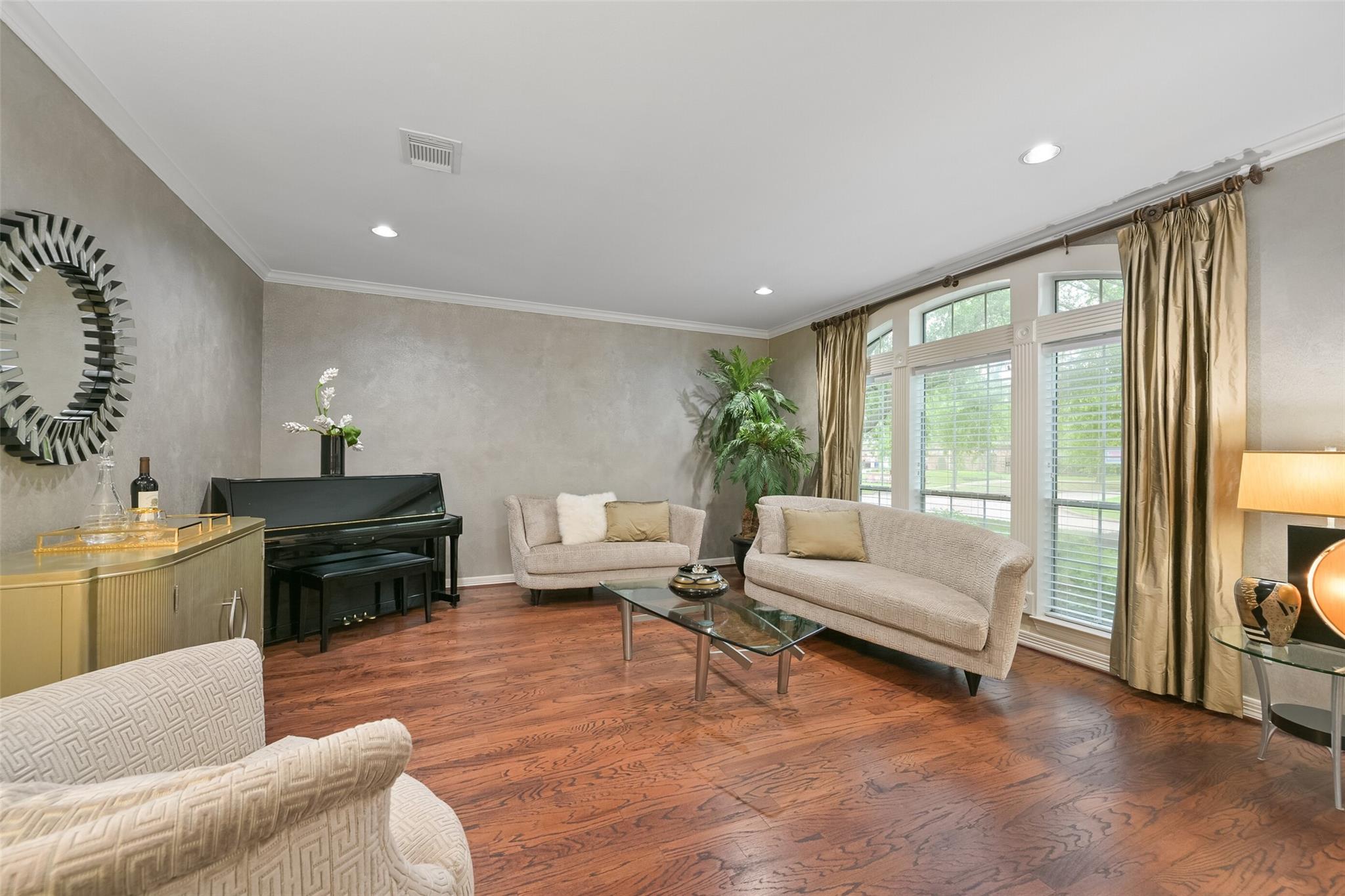 15431 Greens Cove Way